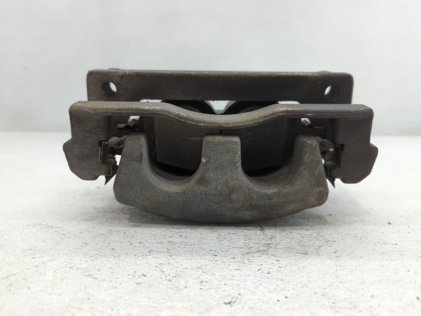2008-2017 Buick Enclave Front Passenger Right Brake Caliper - Oemusedautoparts1.com
