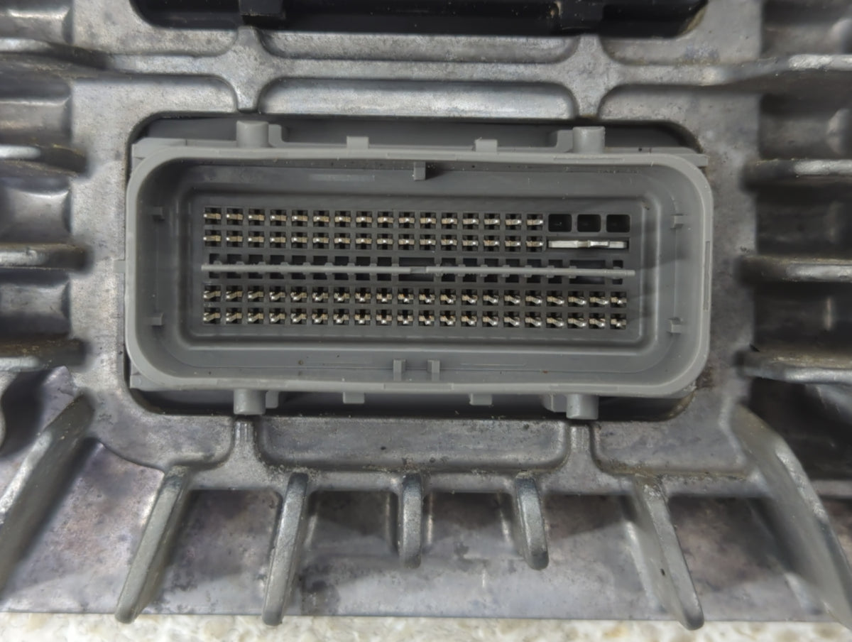 2017 Buick Enclave PCM Engine Control Computer ECU ECM PCU OEM P/N:12670801 12667002 Fits 2018 2019 2020 OEM Used Auto Parts
