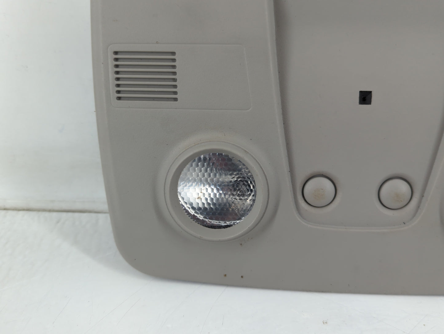 2017 Buick Enclave Overhead Roof Console - Oemusedautoparts1.com