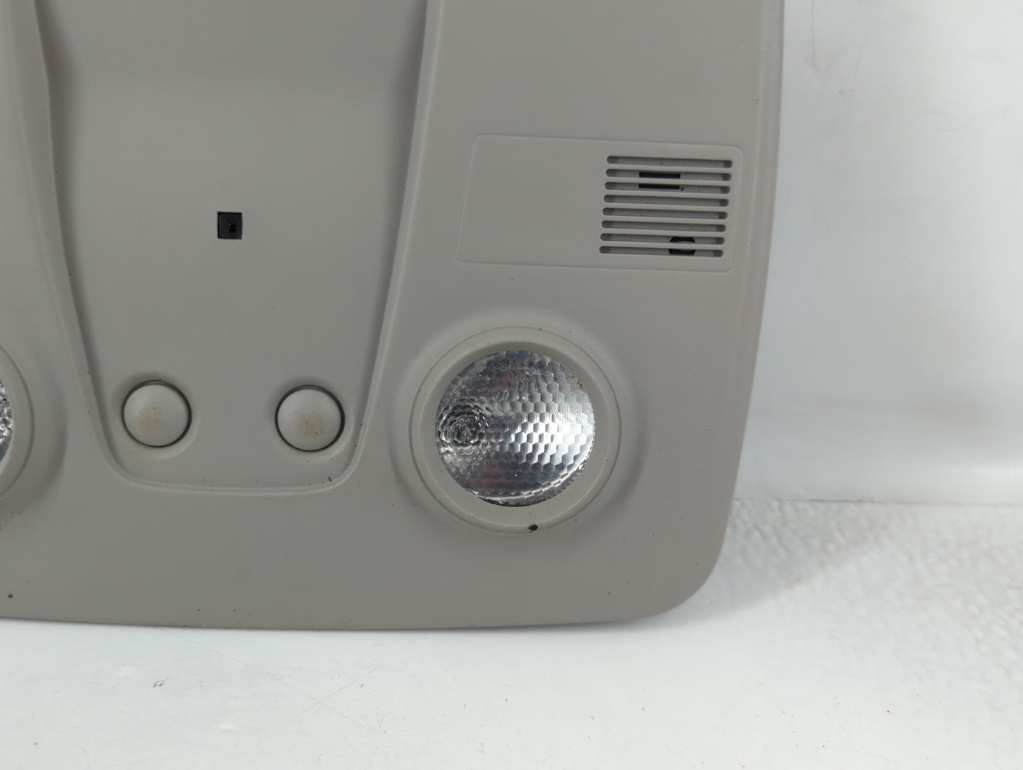 2017 Buick Enclave Overhead Roof Console - Oemusedautoparts1.com