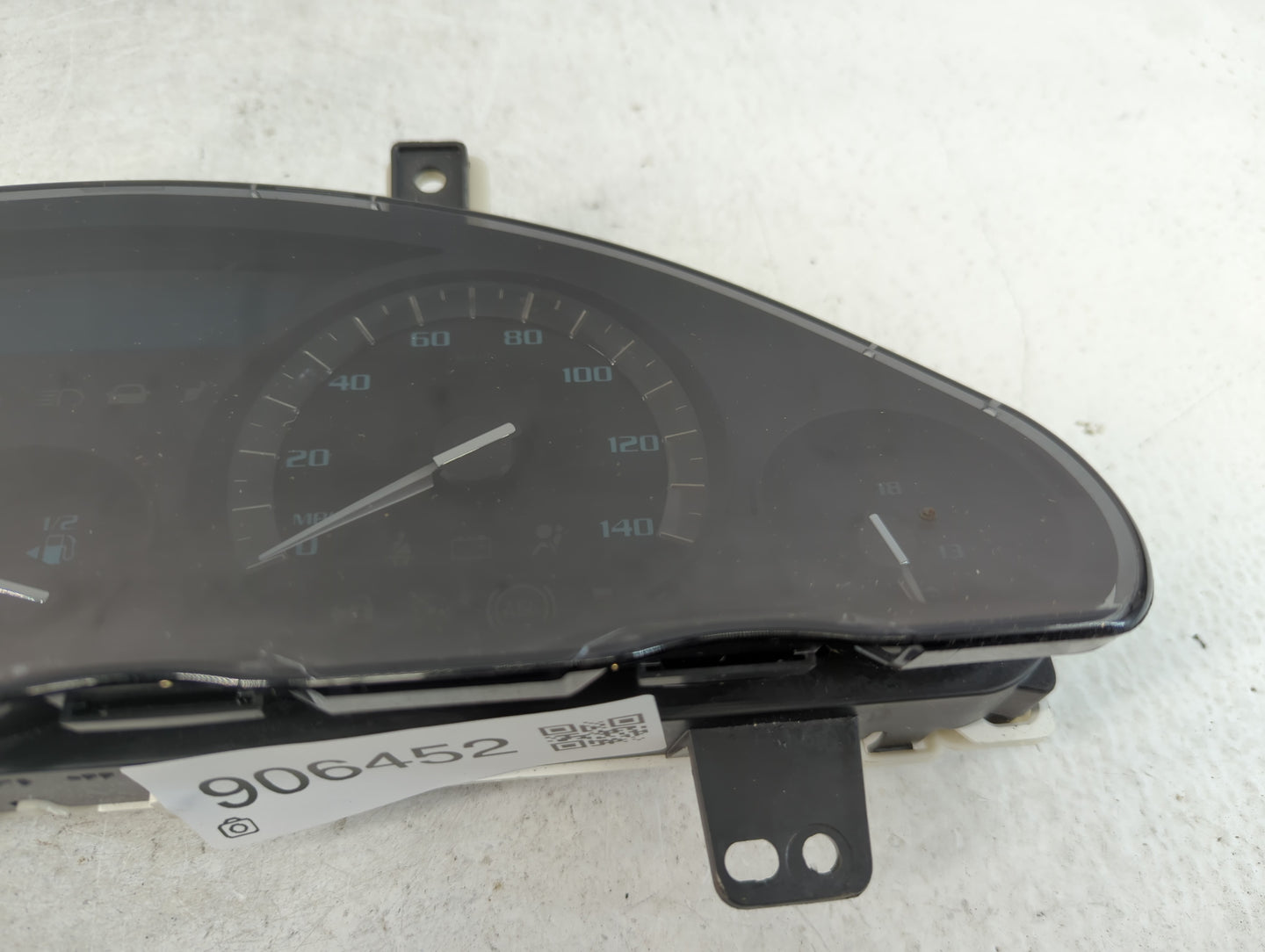 2014-2017 Buick Enclave Instrument Cluster Speedometer Gauges P/N:2432853 Fits Fits 2014 2015 2016 2017 OEM Used Auto Parts 