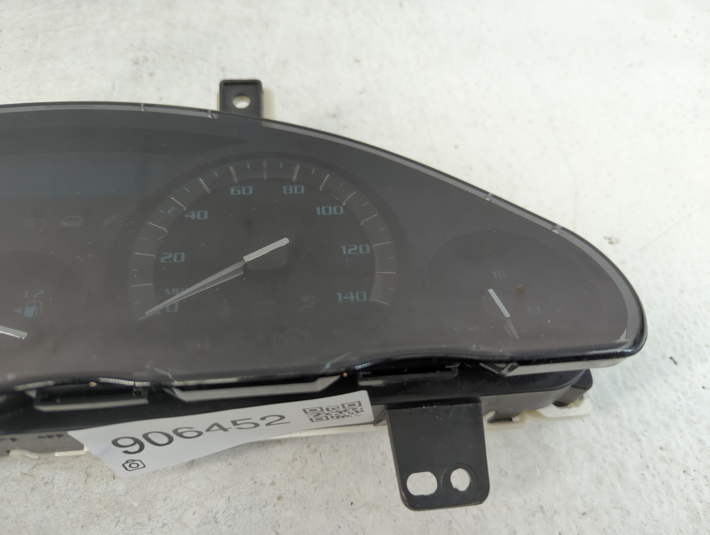 2014-2017 Buick Enclave Instrument Cluster Speedometer Gauges P/N:2432853 Fits Fits 2014 2015 2016 2017 OEM Used Auto Parts 