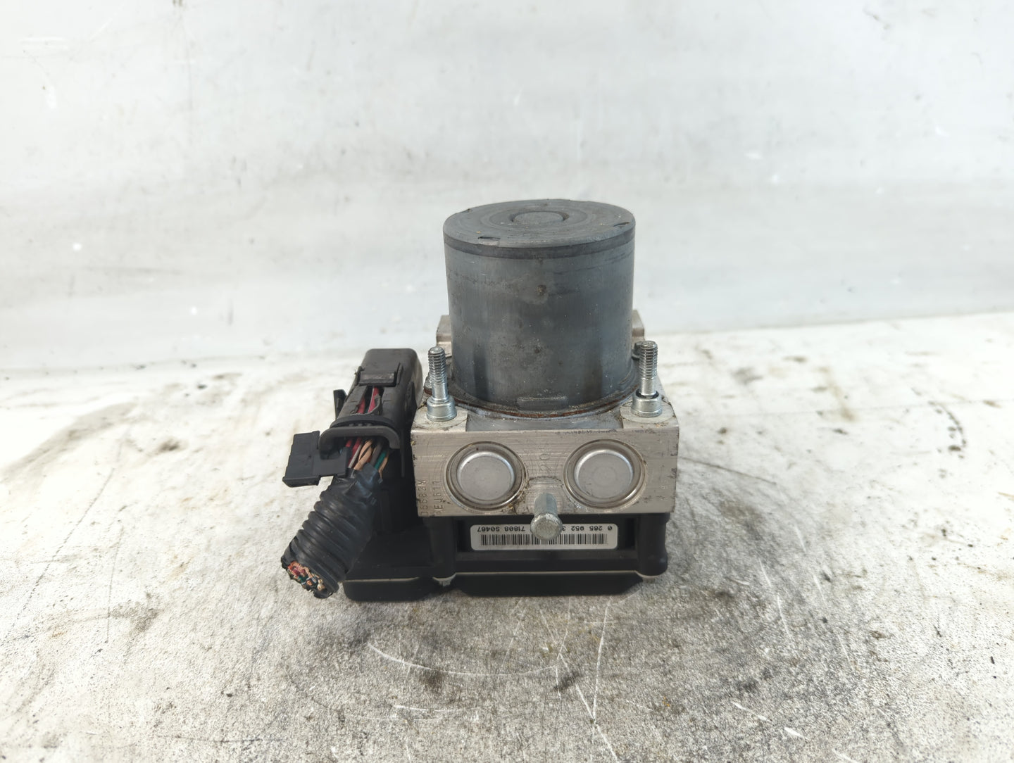 2012-2017 Buick Enclave ABS Pump Control Module Replacement P/N:23407415 Fits Fits 2012 2013 2014 2015 2016 2017 OEM Used Au
