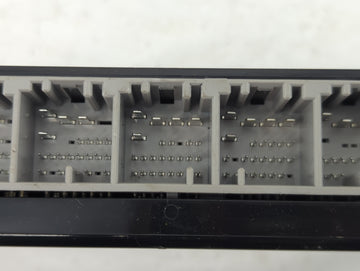 2013-2017 Buick Enclave Body Control Module Bcm Inner Cabin Fuse Box