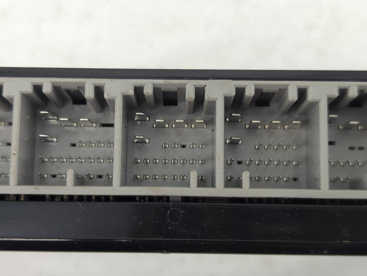 2013-2017 Buick Enclave Body Control Module Bcm Inner Cabin Fuse Box 961693 - Oemusedautoparts1.com