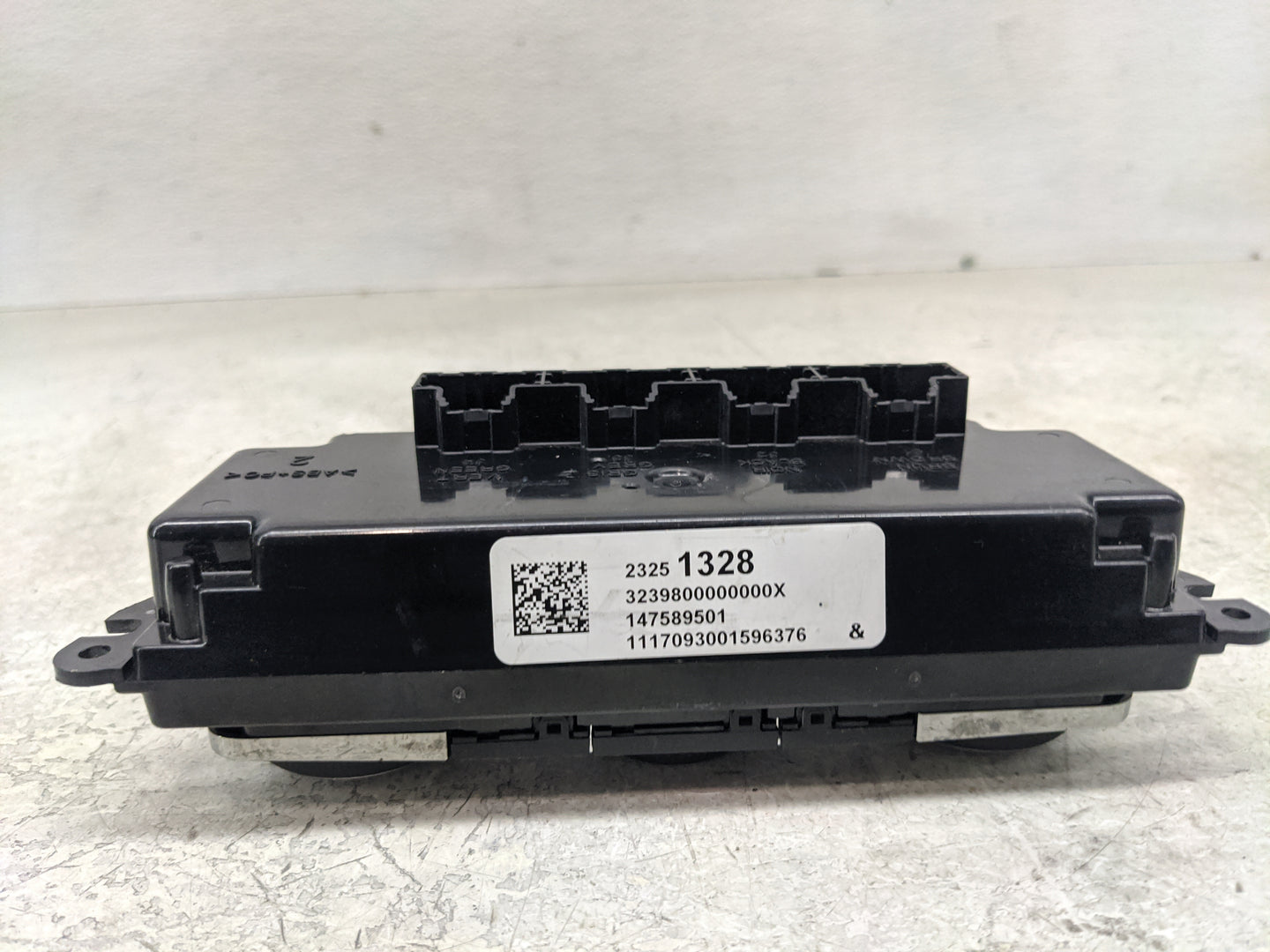 2017 Buick Enclave Climate Control Module Temperature AC/Heater Replacement P/N:147589501 23251328 Fits OEM Used Auto Parts 