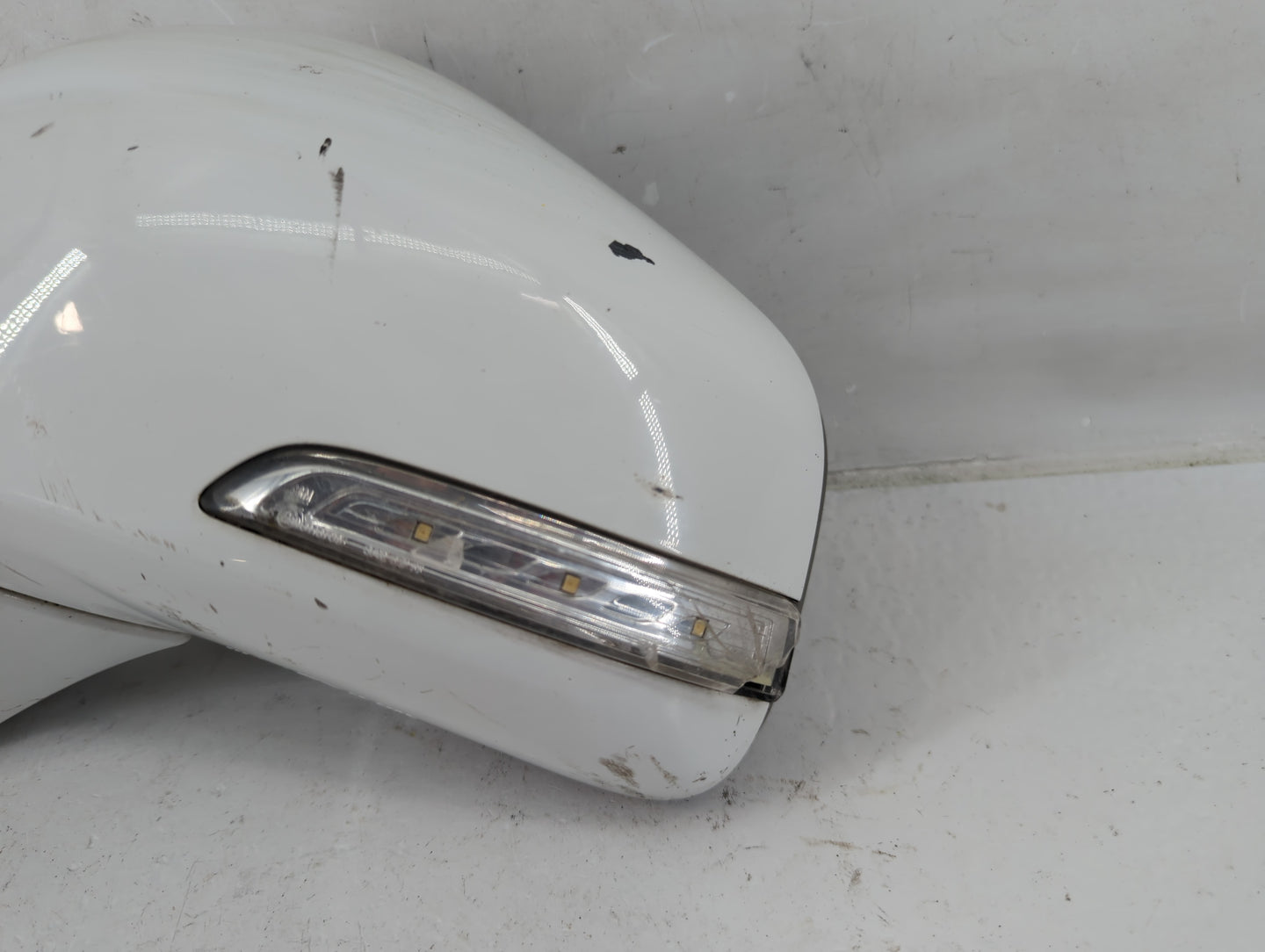 2017-2020 Buick Encore Driver Side View Mirror - Left Door Mirror OEM Used - Oemusedautoparts1.com