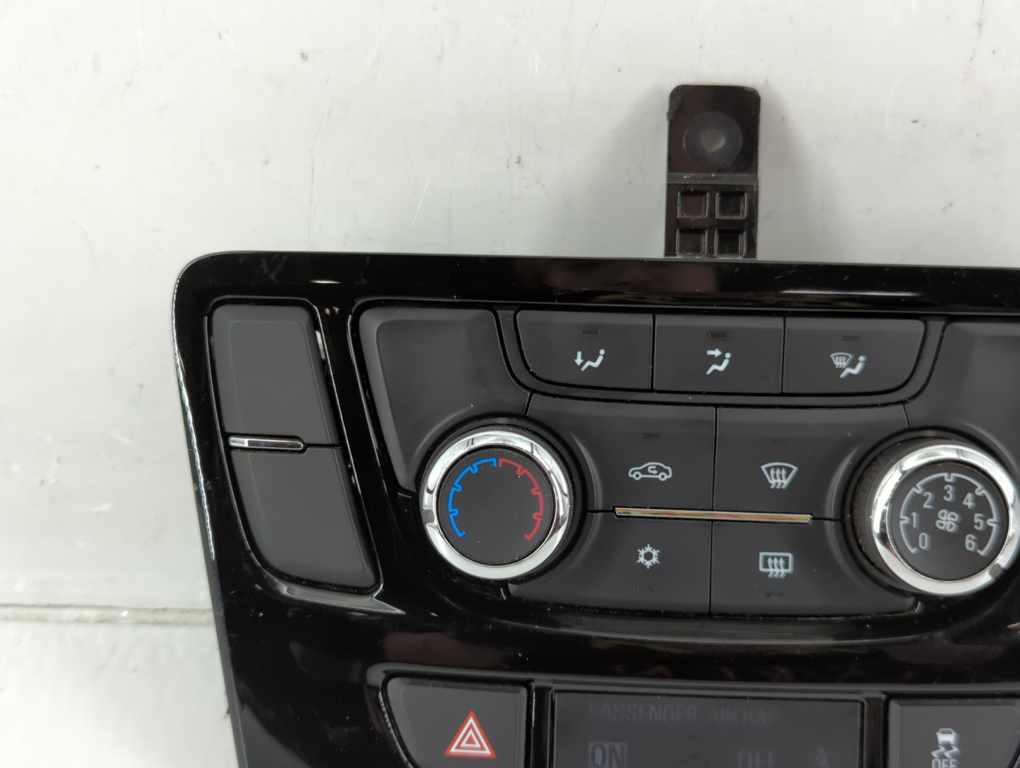 2017-2021 Buick Encore Climate Control Module Temperature AC/Heater Replacement P/N:39081561 Fits Fits 2017 2018 2019 2020 2