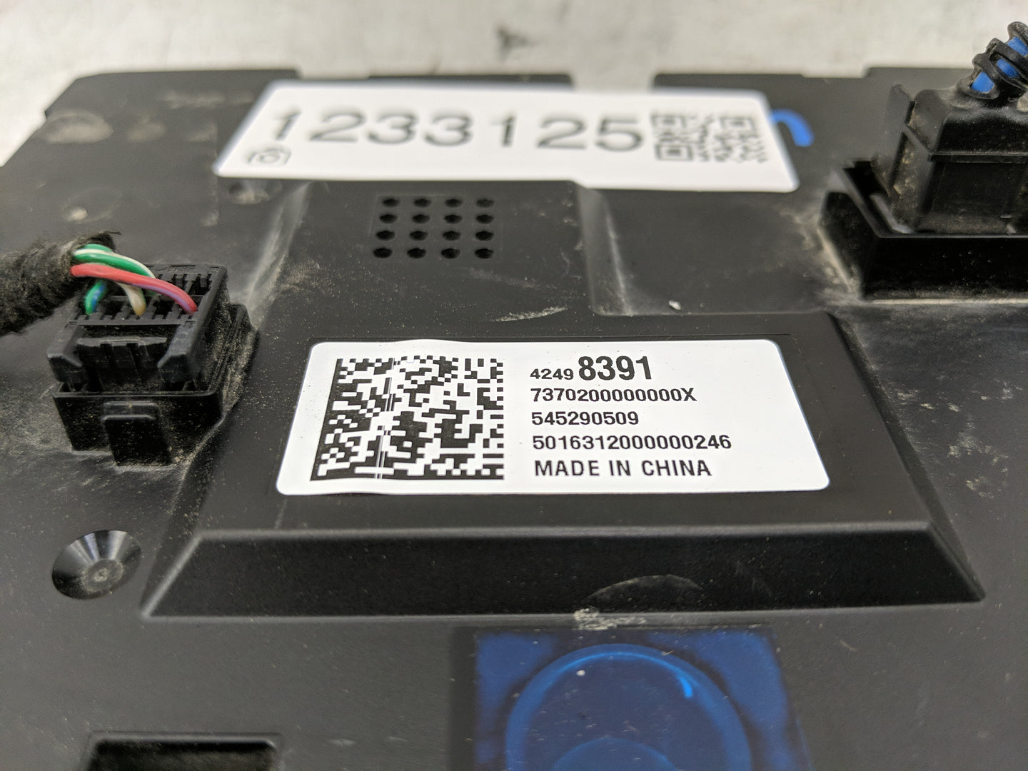 2017 Buick Encore Radio AM FM Cd Player Receiver Replacement P/N:42498391 Fits OEM Used Auto Parts - Oemusedautoparts1.com