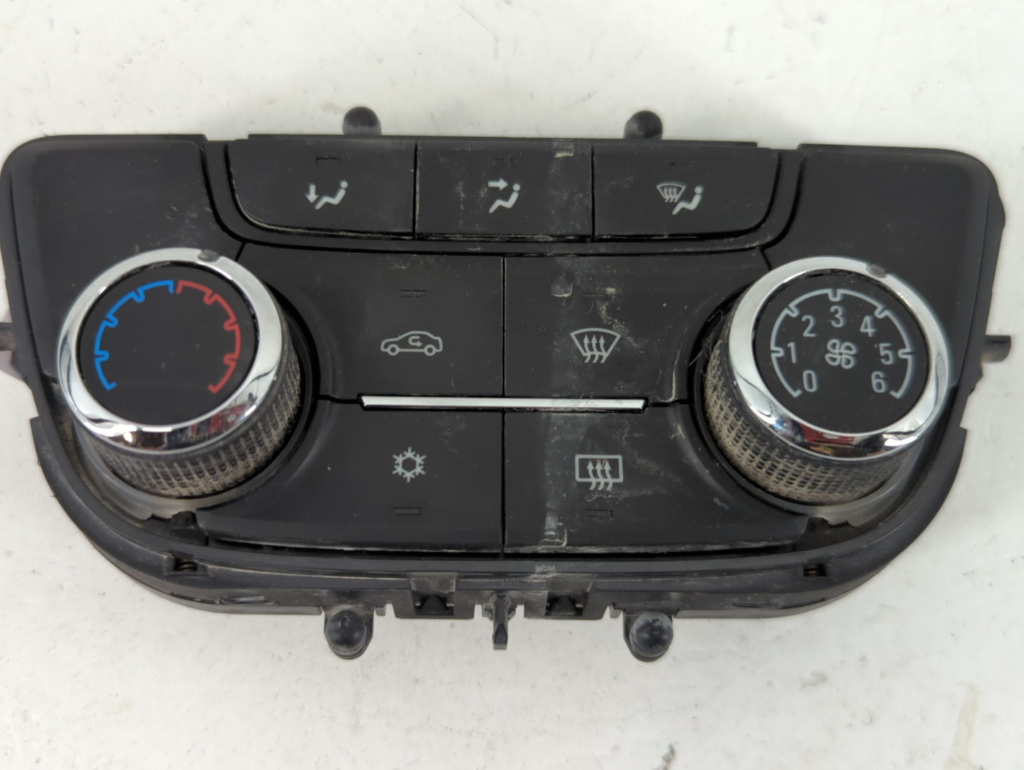 2017-2020 Buick Encore Climate Control Module Temperature AC/Heater Replacement P/N:A2C1134980001 39081561 Fits OEM Used Aut