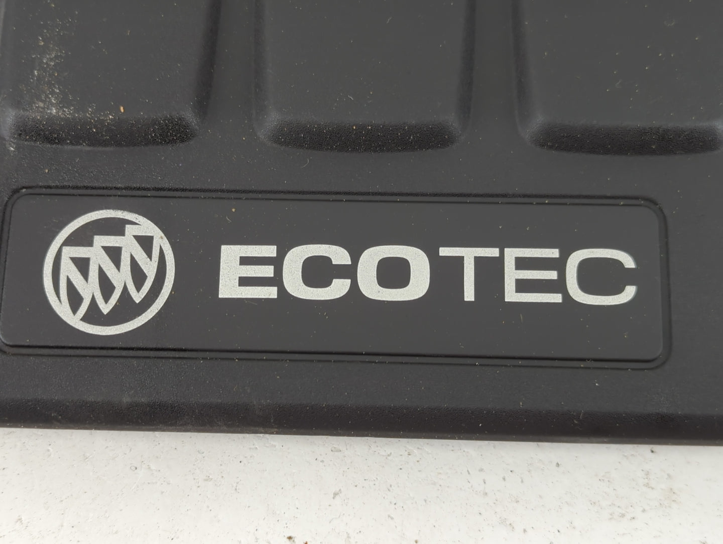 2017 Buick Encore Engine Cover - Oemusedautoparts1.com