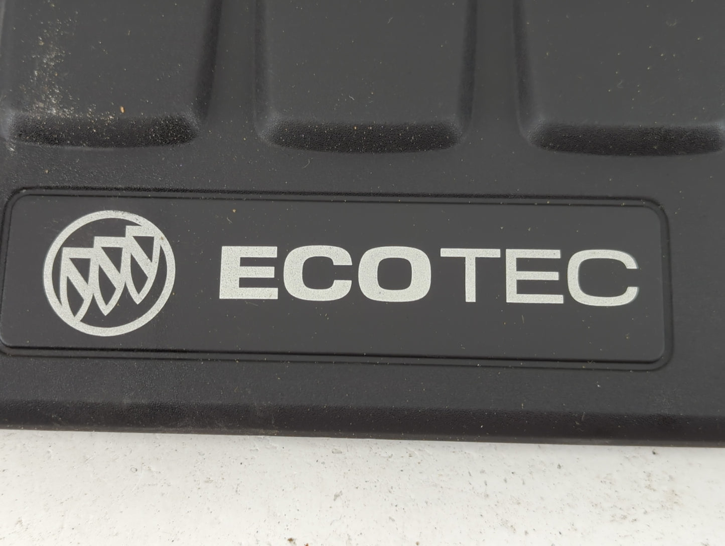 2017 Buick Encore Engine Cover - Oemusedautoparts1.com