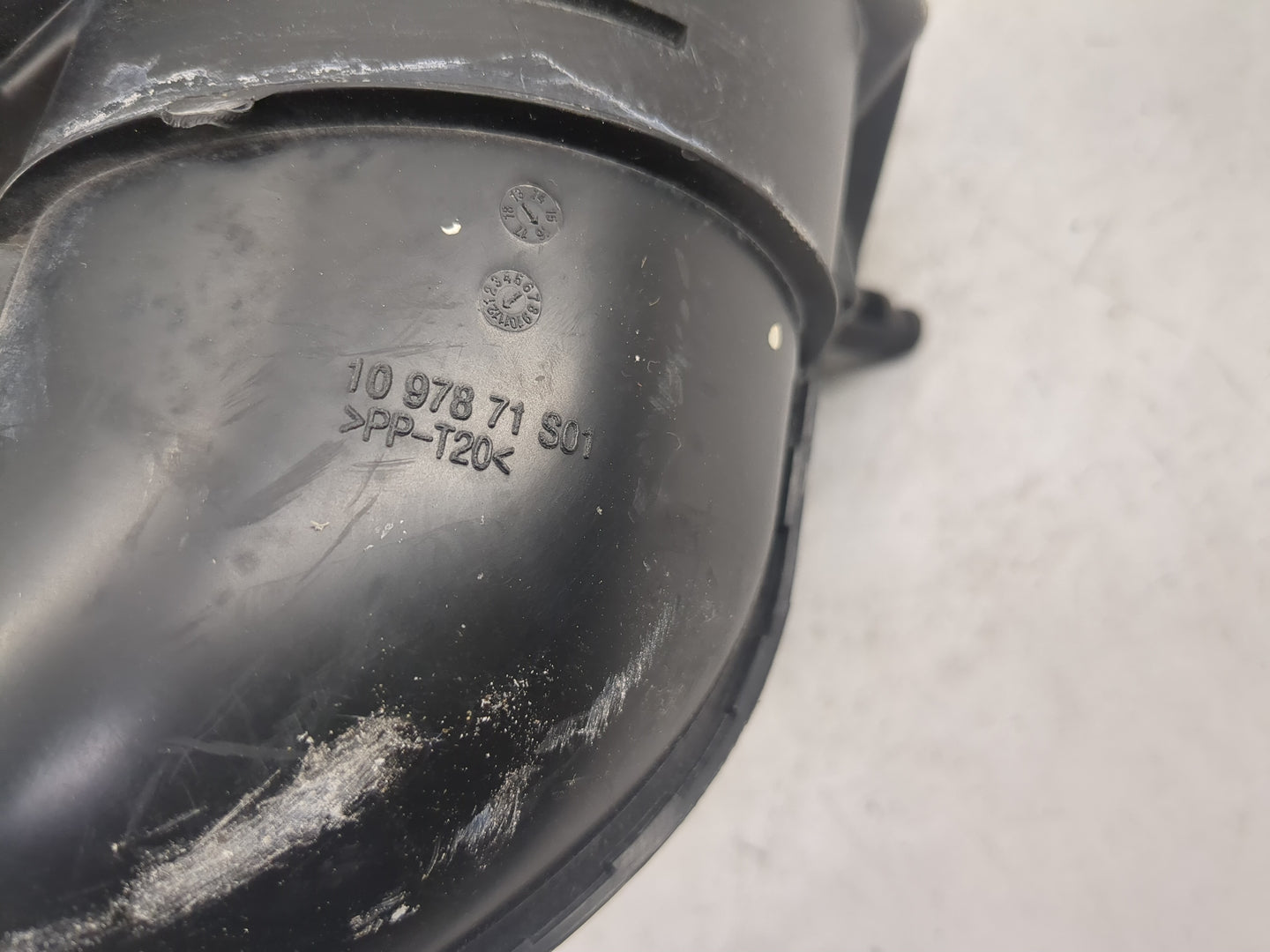 2013-2021 Buick Encore Air Cleaner Intake-duct Hose Tube - Oemusedautoparts1.com