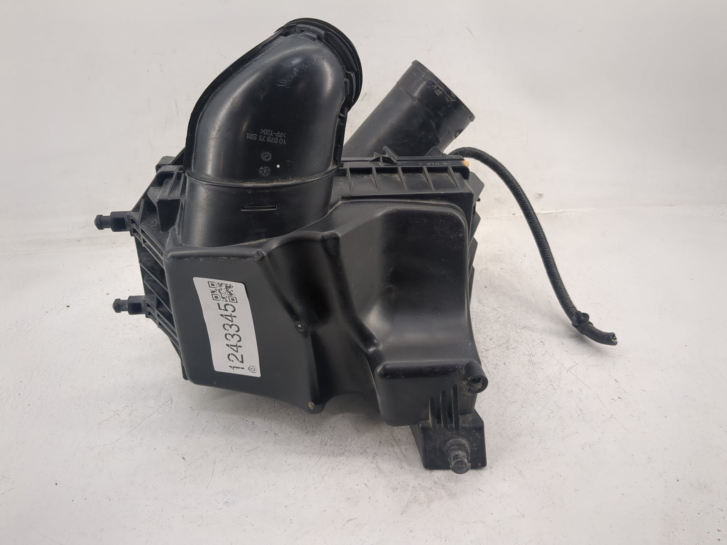 2013-2021 Buick Encore Air Cleaner Intake-duct Hose Tube - Oemusedautoparts1.com