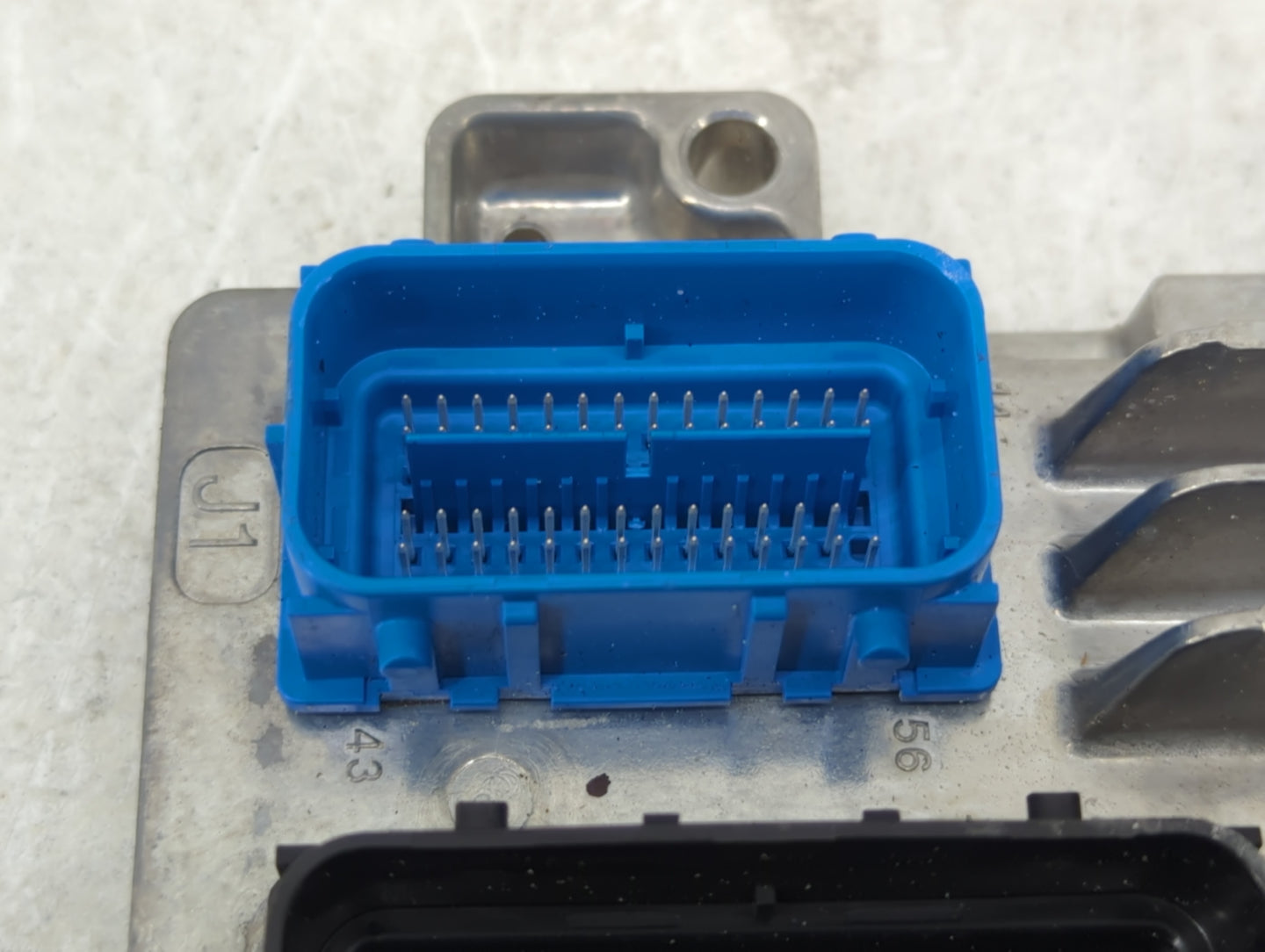 2017-2021 Buick Encore PCM Engine Control Computer ECU ECM PCU OEM P/N:12695536 Fits Fits 2017 2018 2019 2020 2021 OEM Used 