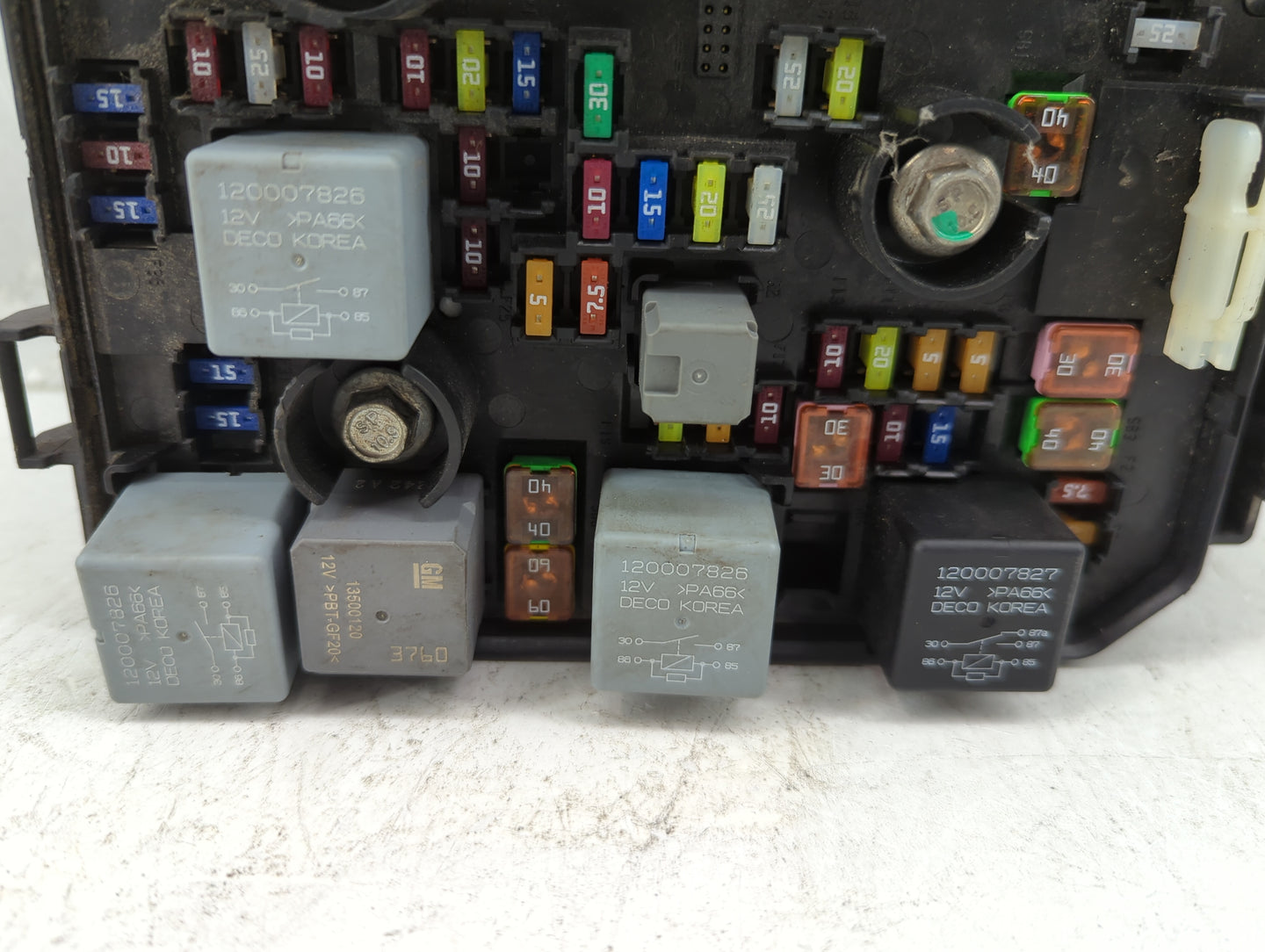 2017 Buick Encore Fusebox Fuse Box Panel Relay Module P/N:42397196 Fits OEM Used Auto Parts - Oemusedautoparts1.com