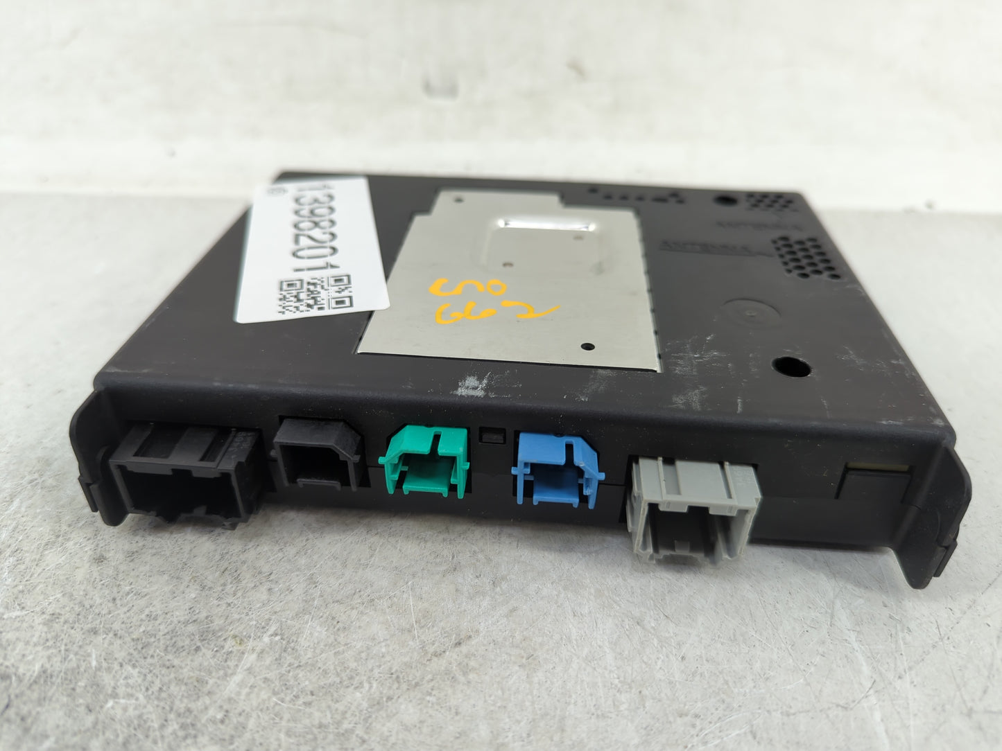 2017-2018 Buick Encore Radio AM FM Cd Player Receiver Replacement P/N:23228497 Fits Fits 2017 2018 2019 2020 2021 OEM Used A