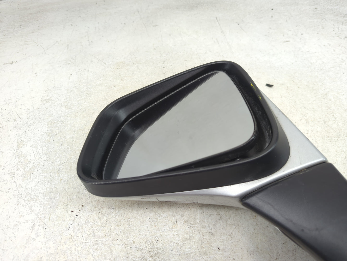 2017-2020 Buick Encore Driver Side View Mirror - Left Door Mirror OEM Used - Oemusedautoparts1.com