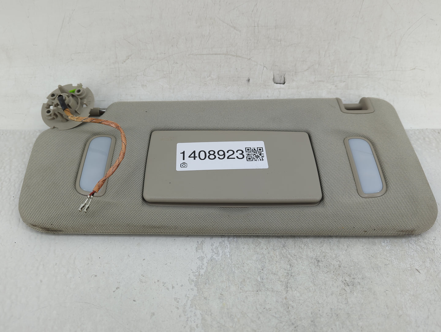 2013-2021 Buick Encore Sun Visor Shade Replacement Driver Left Mirror Fits Fits 2013 2014 2015 2016 2017 2018 2019 2020 2021