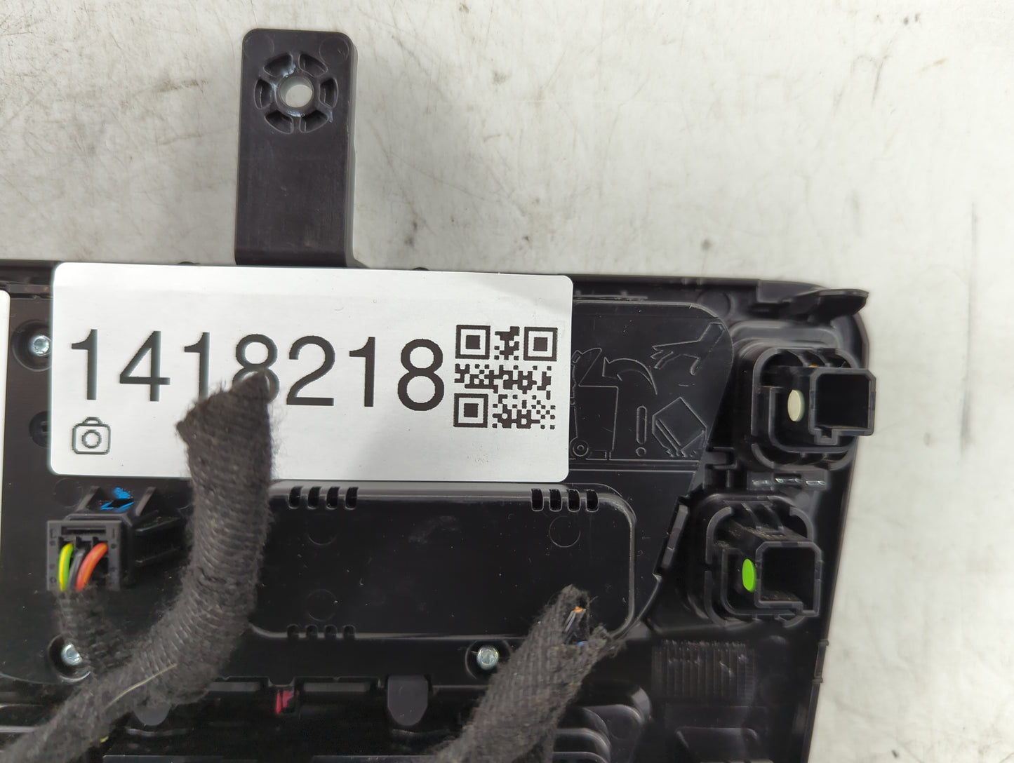 2017-2019 Buick Encore Climate Control Module Temperature AC/Heater Replacement P/N:39081561 Fits Fits 2017 2018 2019 OEM Us