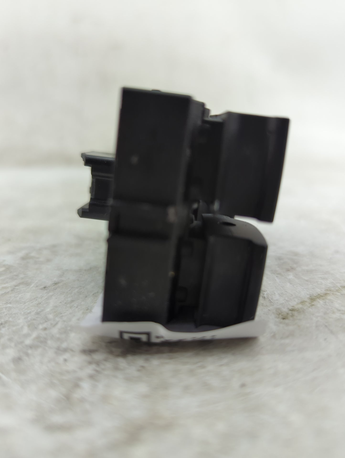 2017-2020 Buick Encore Master Power Window Switch Replacement Driver Side Left P/N:22915128 Fits Fits 2017 2018 2019 2020 OE