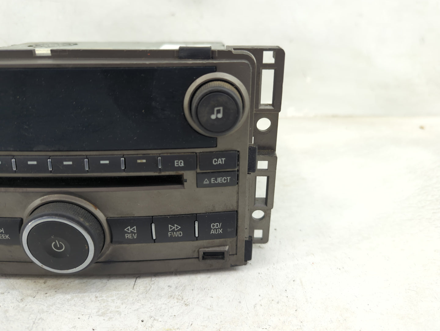 2017 Buick Encore Radio AM FM Cd Player Receiver Replacement P/N:42498391 Fits OEM Used Auto Parts - Oemusedautoparts1.com