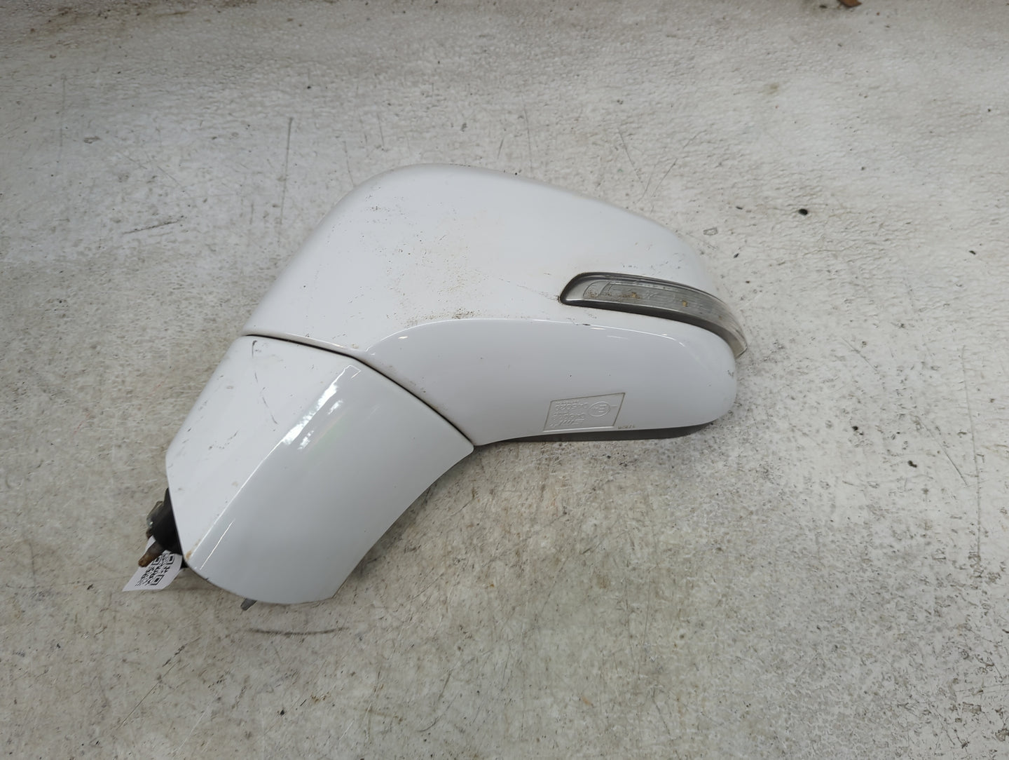 2017-2020 Buick Encore Driver Side View Mirror - Left Door Mirror OEM Used - Oemusedautoparts1.com