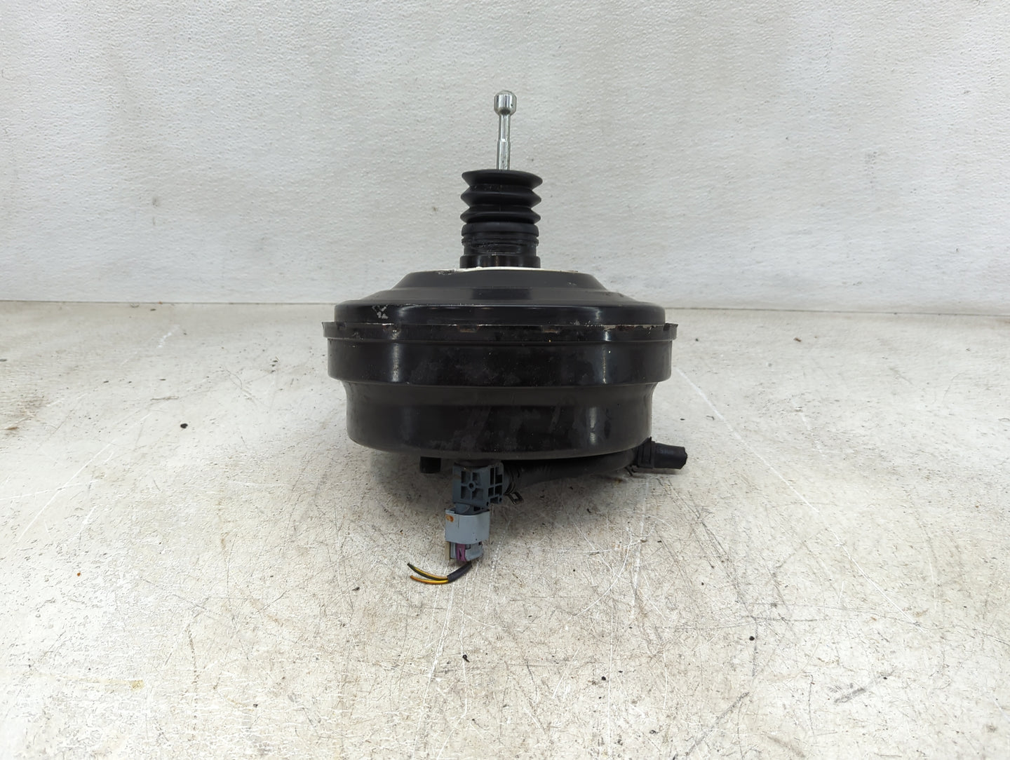 2013-2021 Buick Encore Power Brake Booster Oem 1450845 - Oemusedautoparts1.com