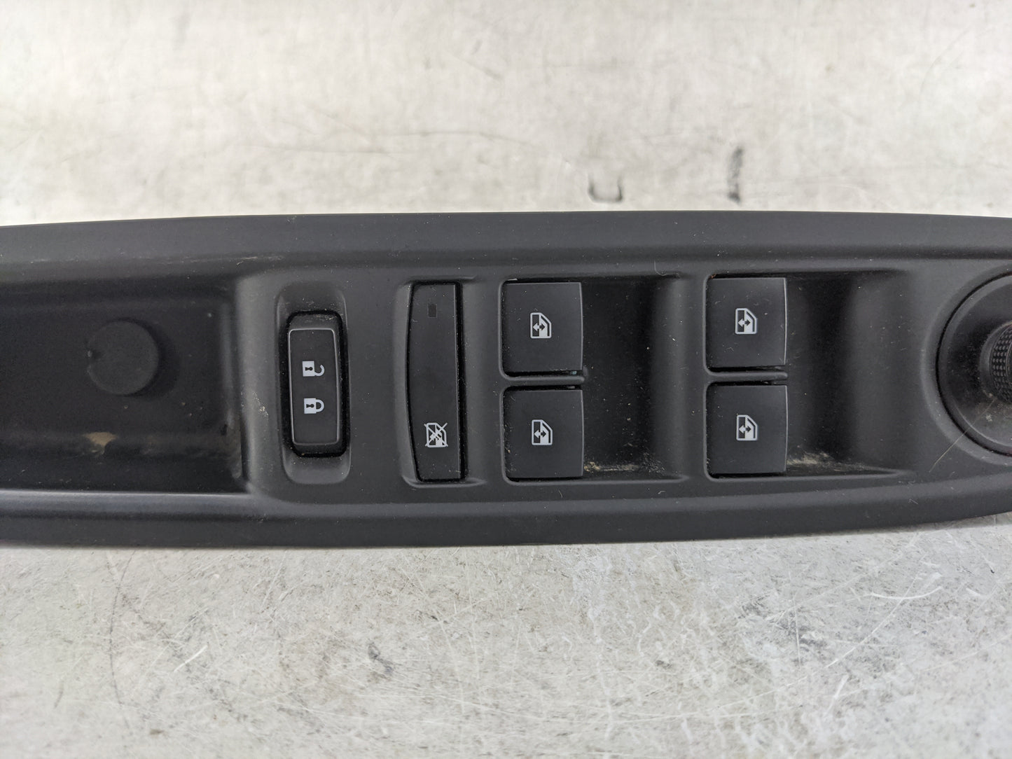 2017-2020 Buick Encore Master Power Window Switch Replacement Driver Side Left P/N:95025518-600R Fits Fits 2017 2018 2019 20