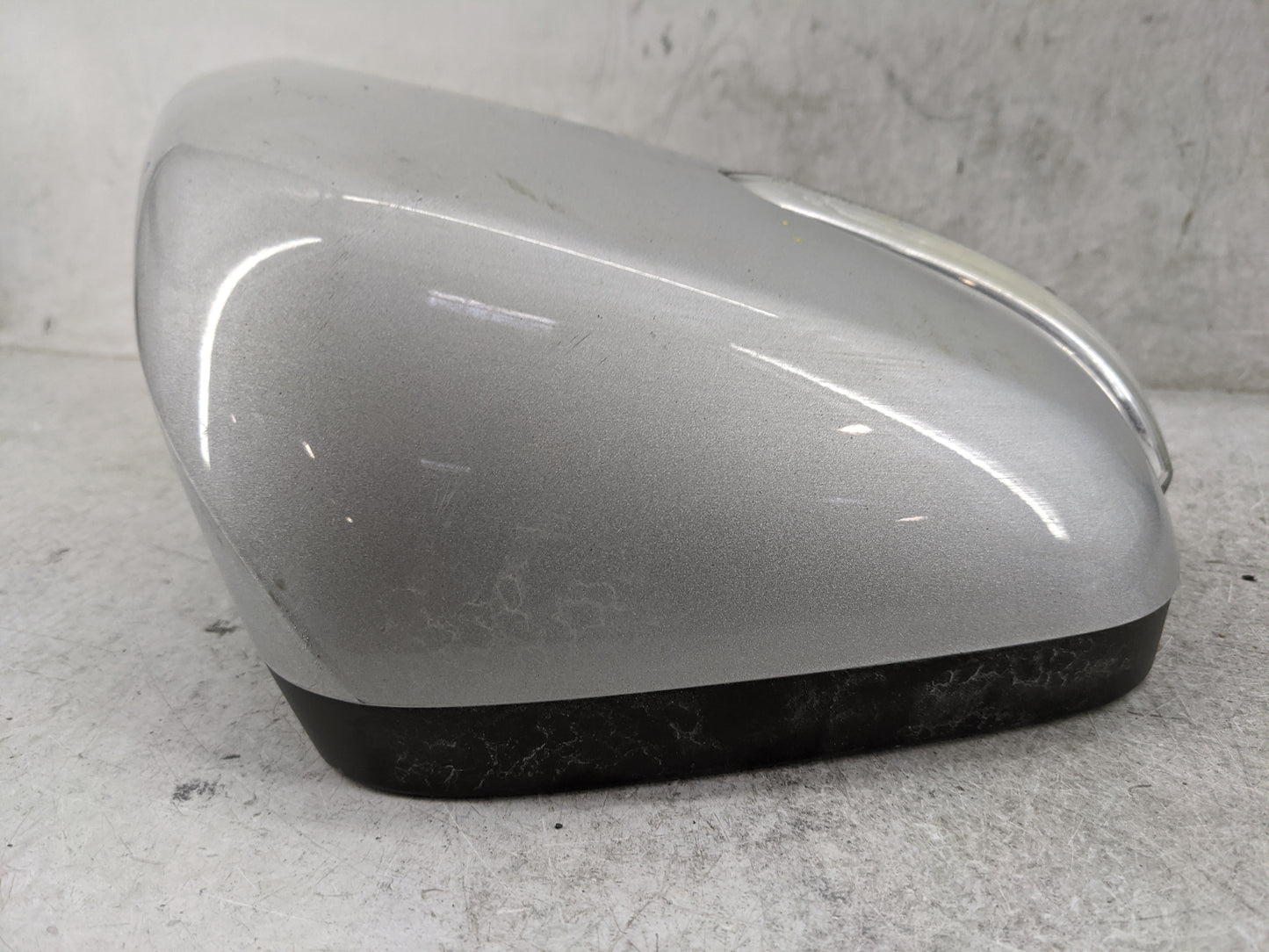2017-2020 Buick Encore Passenger Side View Mirror - Right Door Mirror OEM Used - Oemusedautoparts1.com