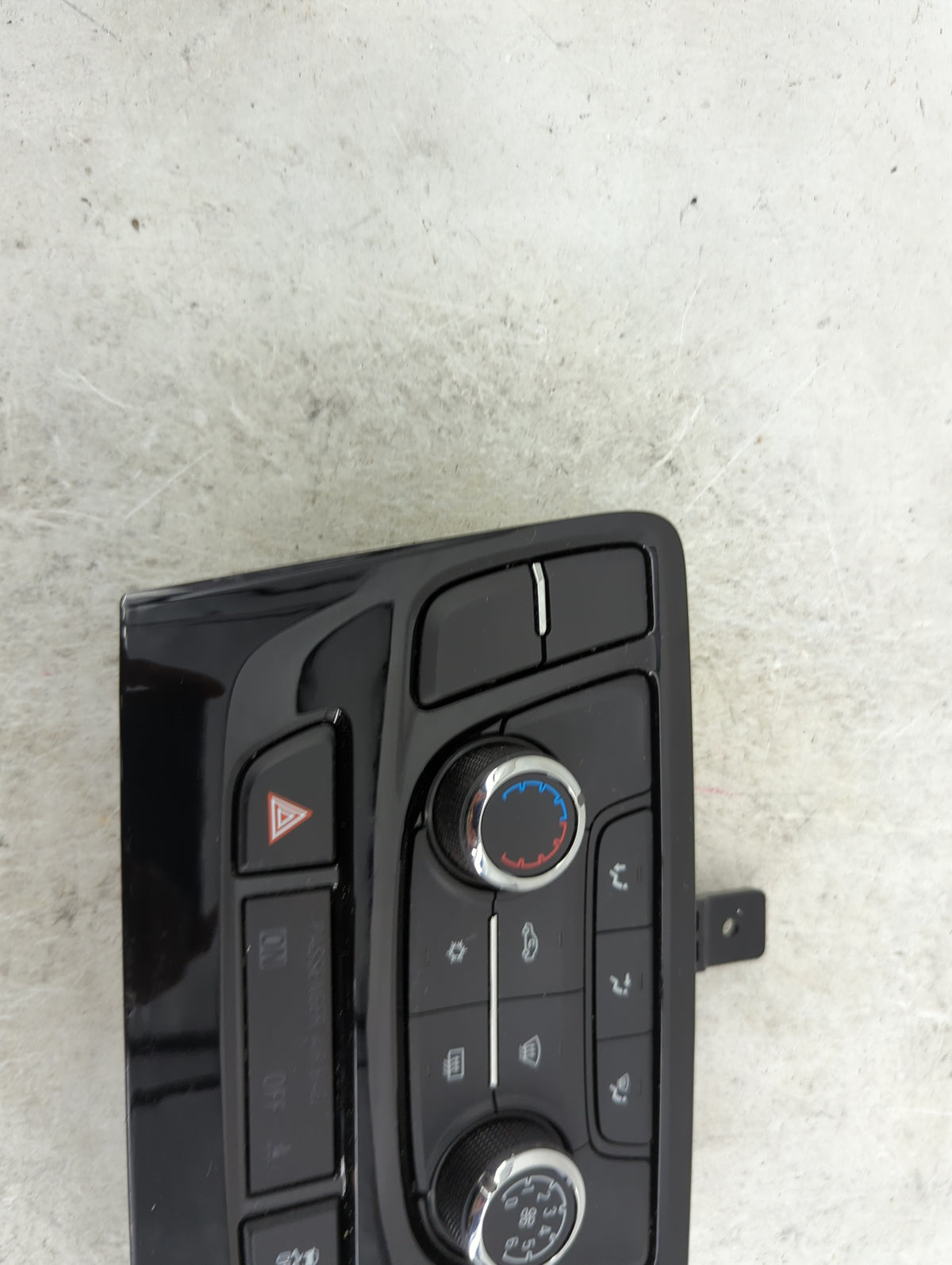 2017-2021 Buick Encore Climate Control Module Temperature AC/Heater Replacement P/N:A2C11349800001 39061561 Fits OEM Used Au