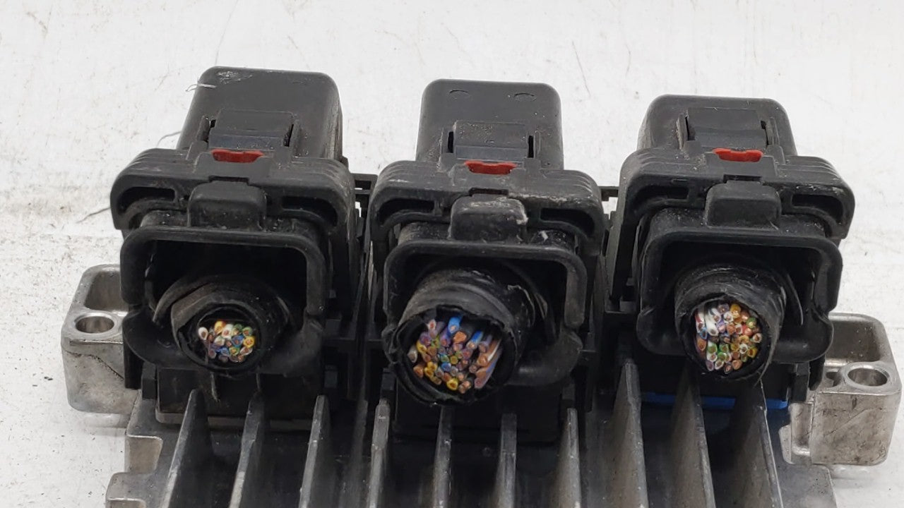 2017-2019 Buick Encore PCM Engine Control Computer ECU ECM PCU OEM P/N:12679097 12670309, 12695536 Fits Fits 2017 2018 2019 