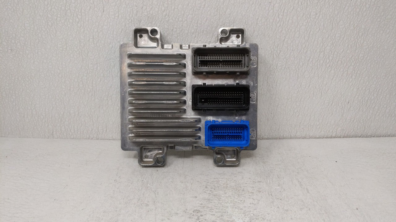 2017-2019 Buick Encore PCM Engine Control Computer ECU ECM PCU OEM P/N:12679097 12670309, 12695536 Fits Fits 2017 2018 2019 