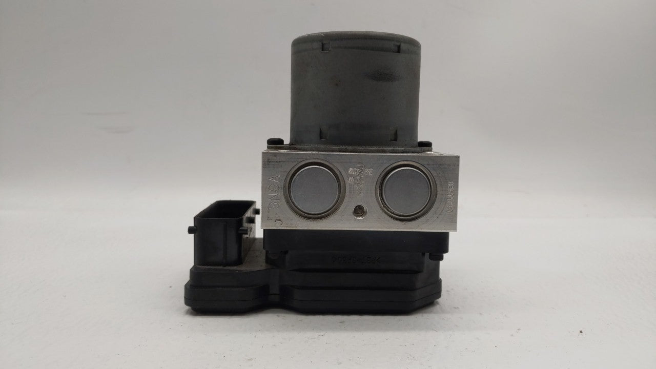 2017-2019 Buick Encore ABS Pump Control Module Replacement P/N:42643519 42520669, 42563014 Fits Fits 2017 2018 2019 OEM Used