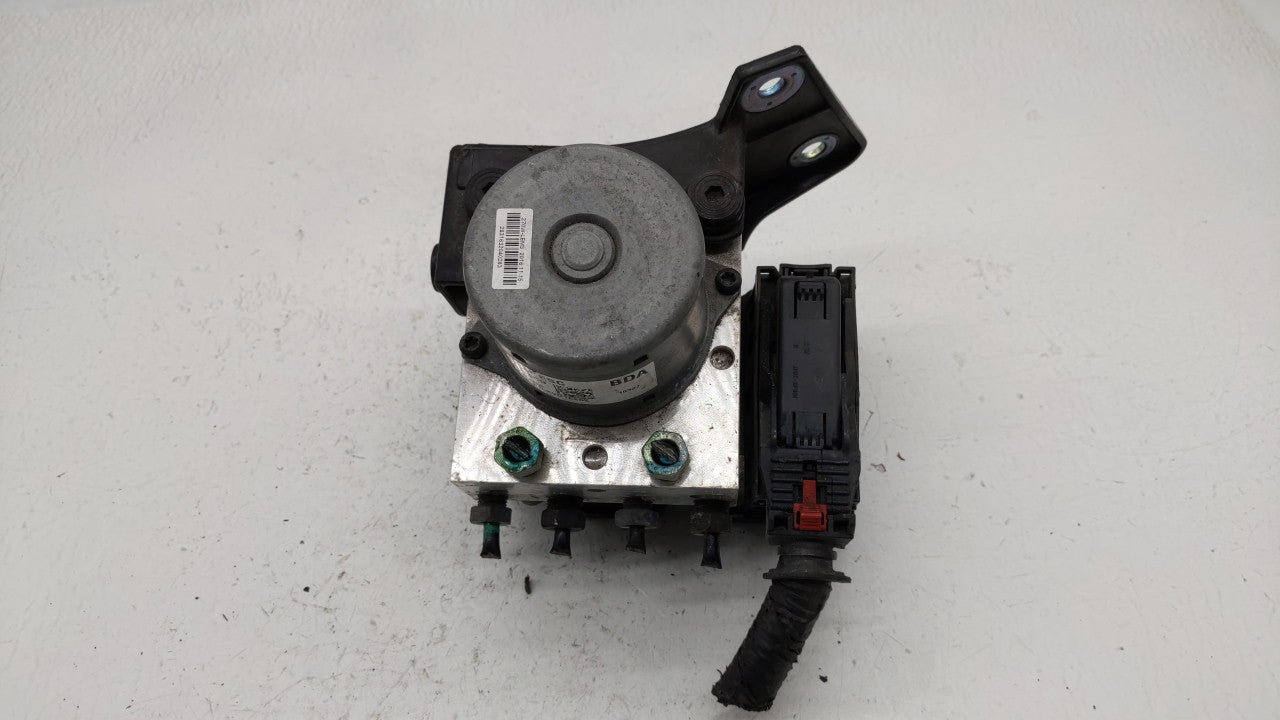 2017-2019 Buick Encore ABS Pump Control Module Replacement P/N:42643519 42520669, 42563014 Fits Fits 2017 2018 2019 OEM Used