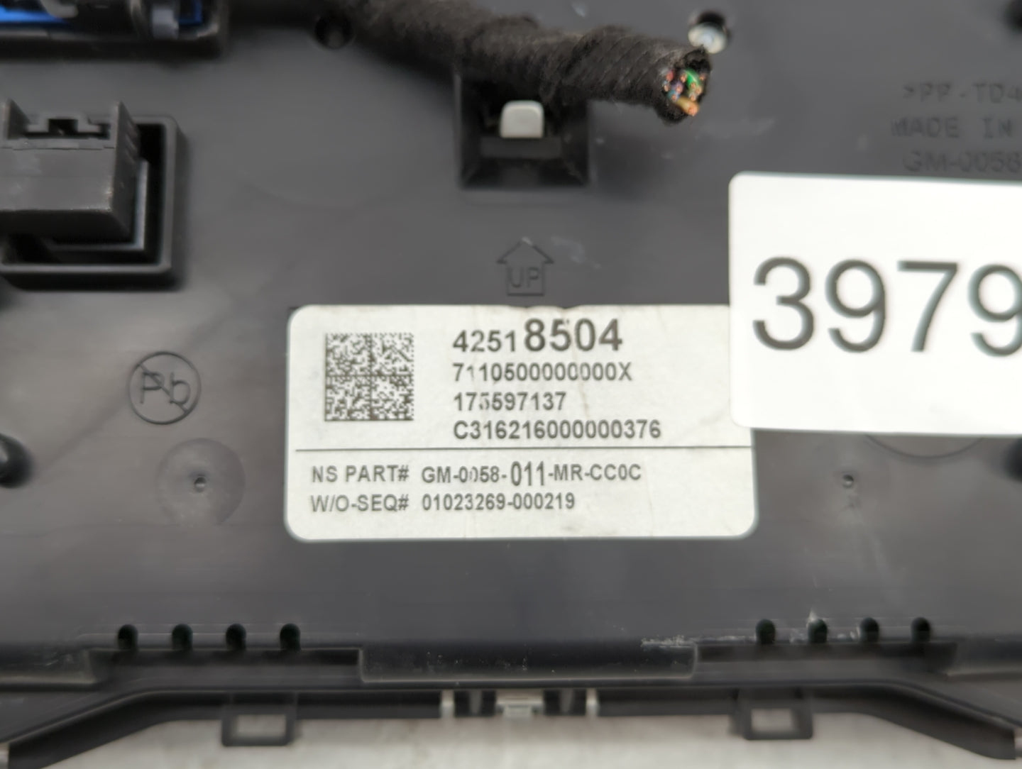 2017 Buick Encore Instrument Cluster Speedometer Gauges P/N:42518504 Fits OEM Used Auto Parts - Oemusedautoparts1.com