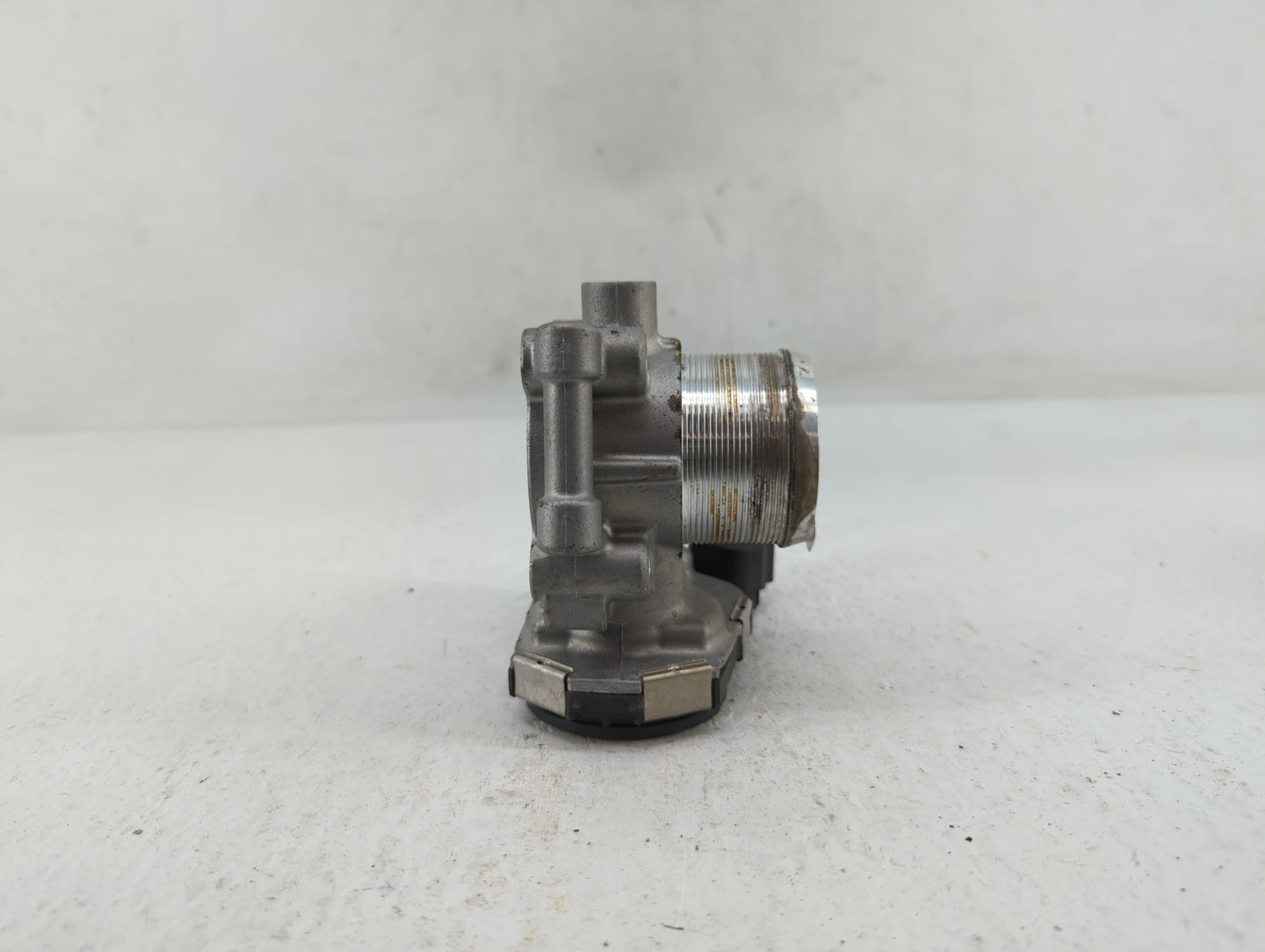 2013-2021 Buick Encore Throttle Body P/N:55581662 55565489 Fits Fits 2011 2012 2013 2014 2015 2016 2017 2018 2019 2020 2021 