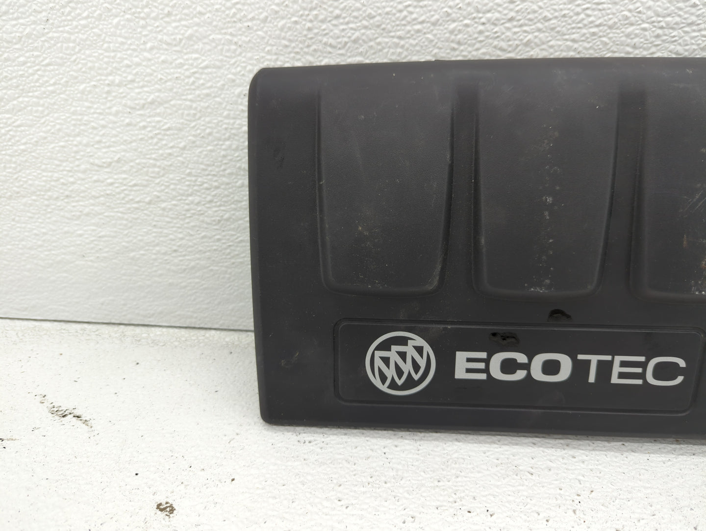 2017 Buick Encore Engine Cover - Oemusedautoparts1.com