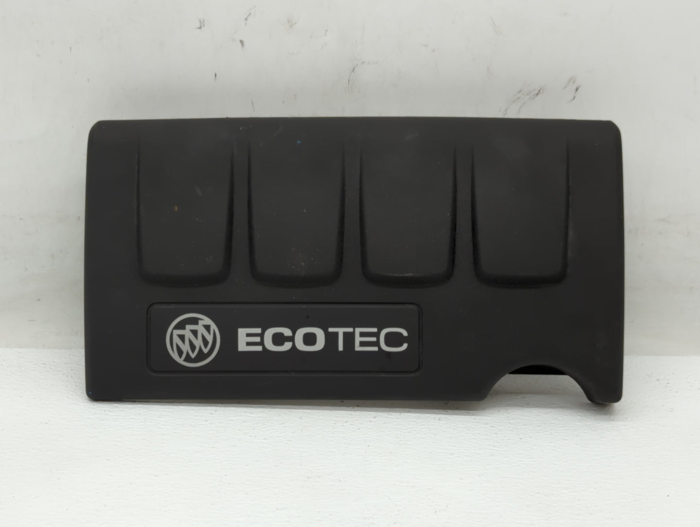 2017 Buick Encore Engine Cover - Oemusedautoparts1.com