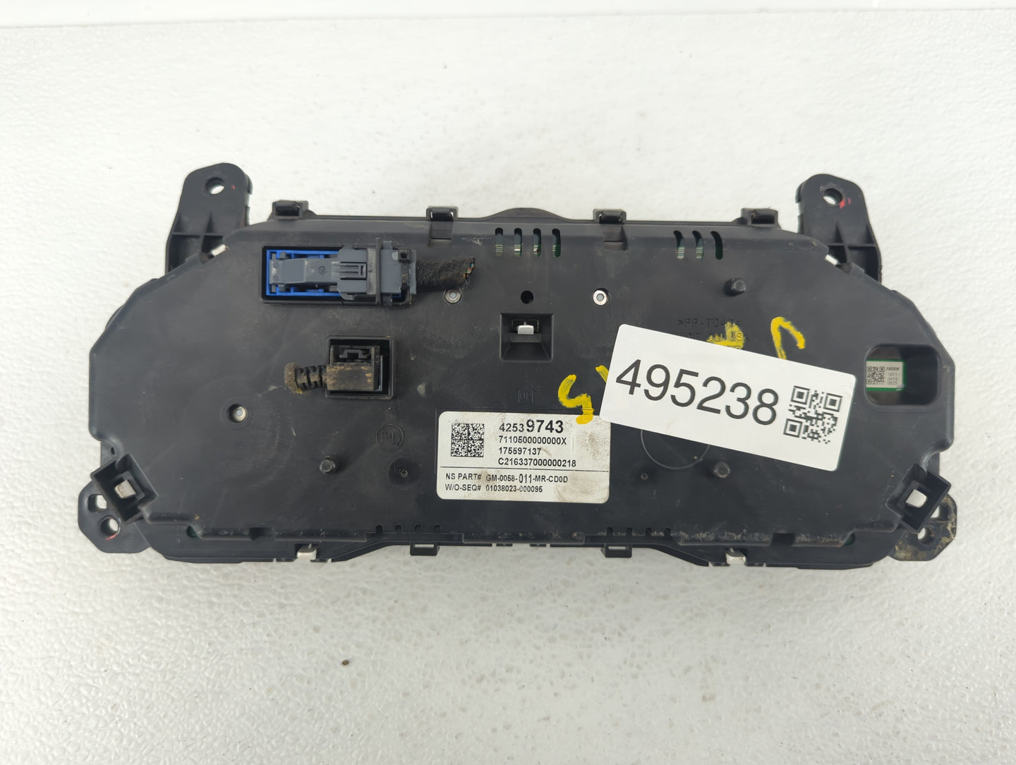 2017 Buick Encore Instrument Cluster Speedometer Gauges P/N:42539743 Fits OEM Used Auto Parts - Oemusedautoparts1.com