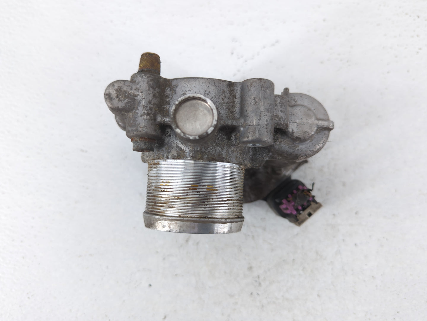 2013-2021 Buick Encore Throttle Body P/N:55565489 Fits Fits 2011 2012 2013 2014 2015 2016 2017 2018 2019 2020 2021 OEM Used 