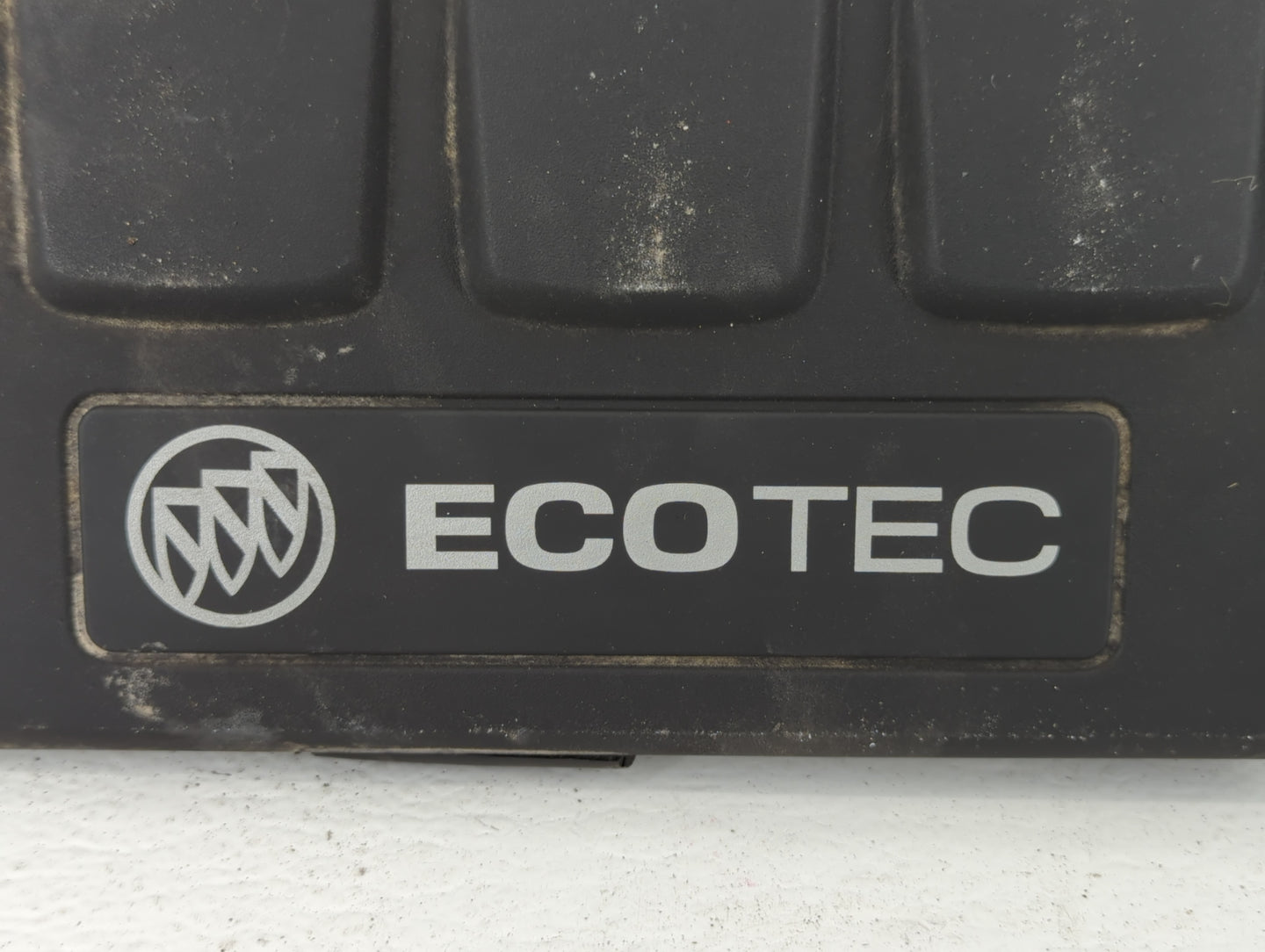 2017 Buick Encore Engine Cover - Oemusedautoparts1.com