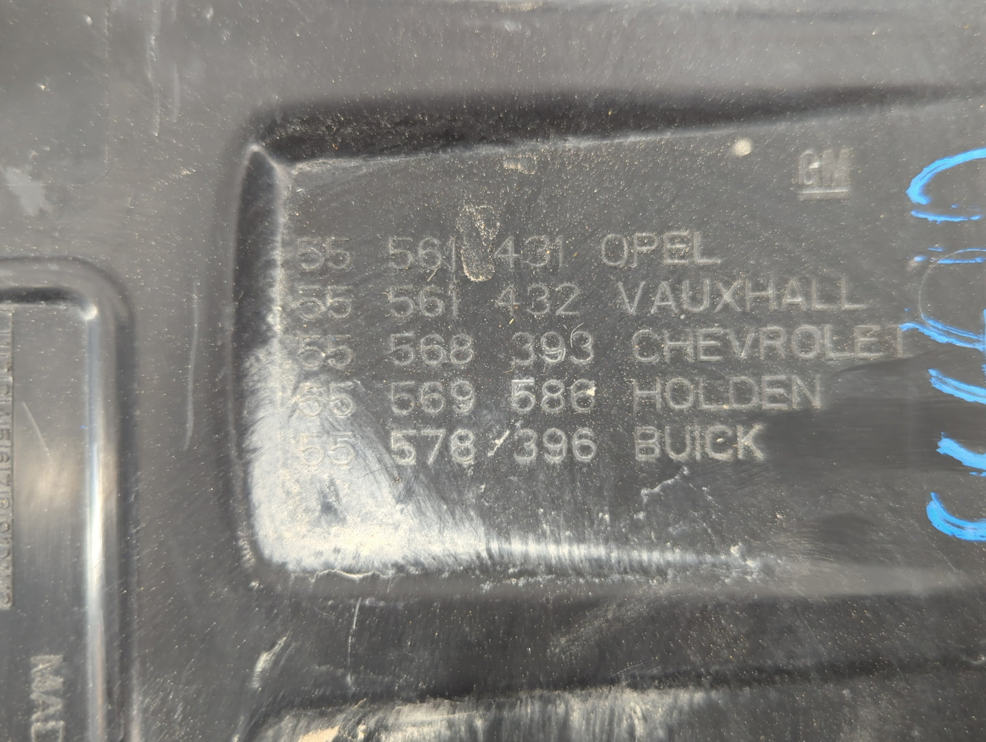 2017 Buick Encore Engine Cover - Oemusedautoparts1.com