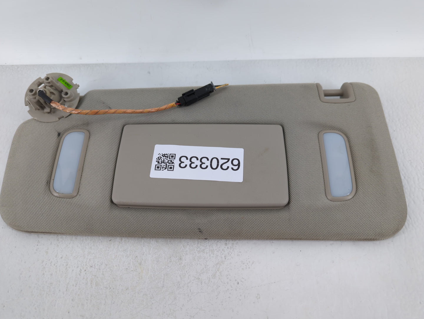 2017 Buick Encore Sun Visor Shade Replacement Driver Left Mirror Fits OEM Used Auto Parts - Oemusedautoparts1.com