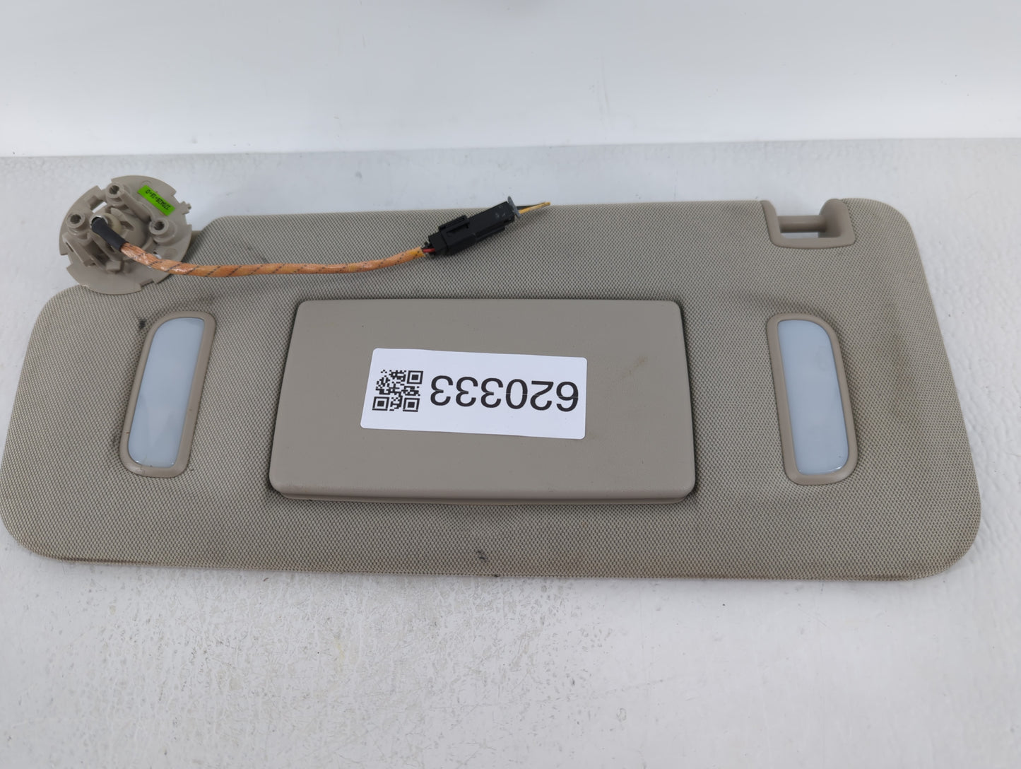 2017 Buick Encore Sun Visor Shade Replacement Driver Left Mirror Fits OEM Used Auto Parts - Oemusedautoparts1.com