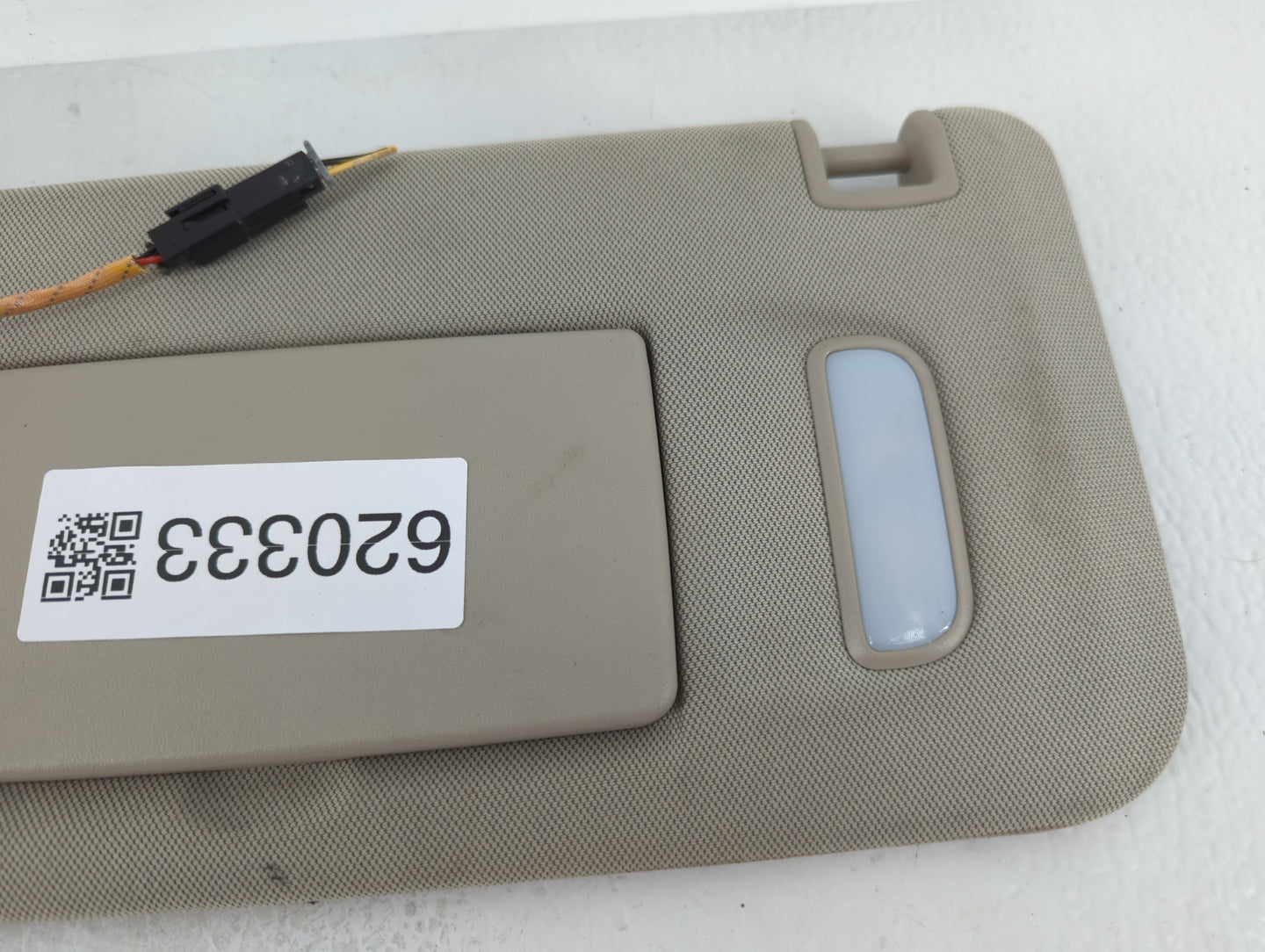 2017 Buick Encore Sun Visor Shade Replacement Driver Left Mirror Fits OEM Used Auto Parts - Oemusedautoparts1.com