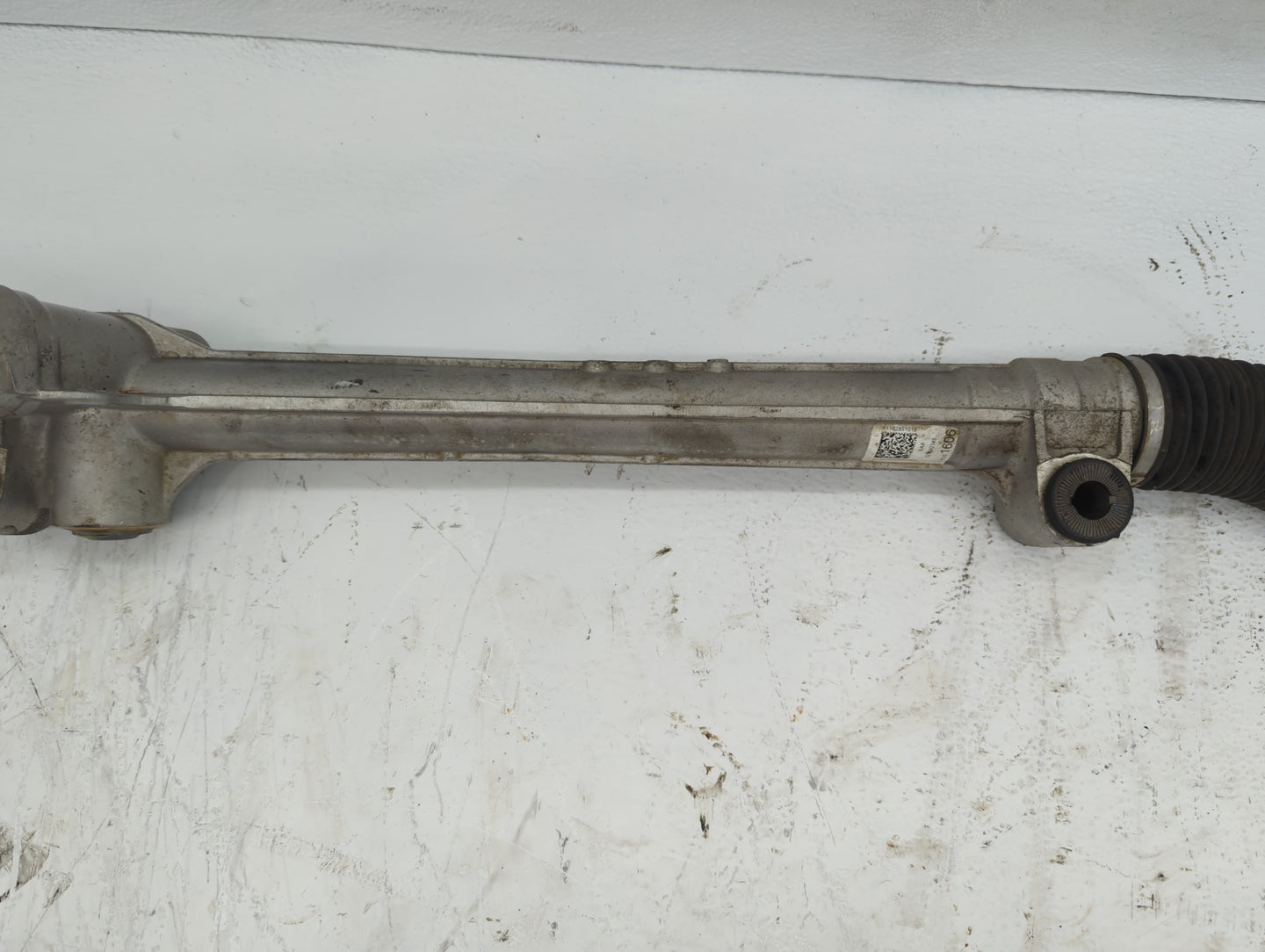 2017-2021 Buick Encore Rack and Pinion Steering Gear P/N:527742743 527742744, BAX Fits Fits 2016 2017 2018 2019 2020 2021 OE