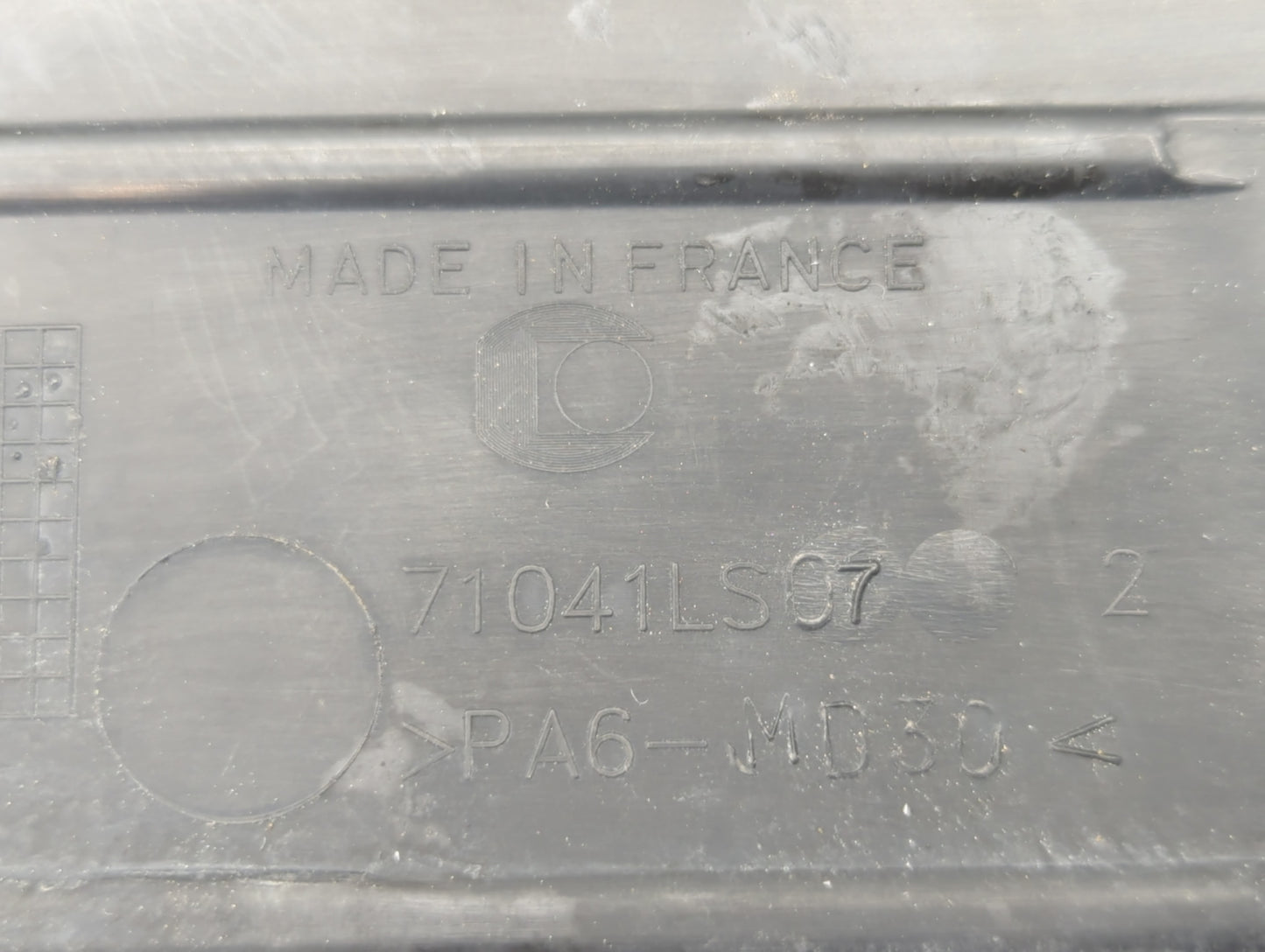 2017 Buick Encore Engine Cover - Oemusedautoparts1.com