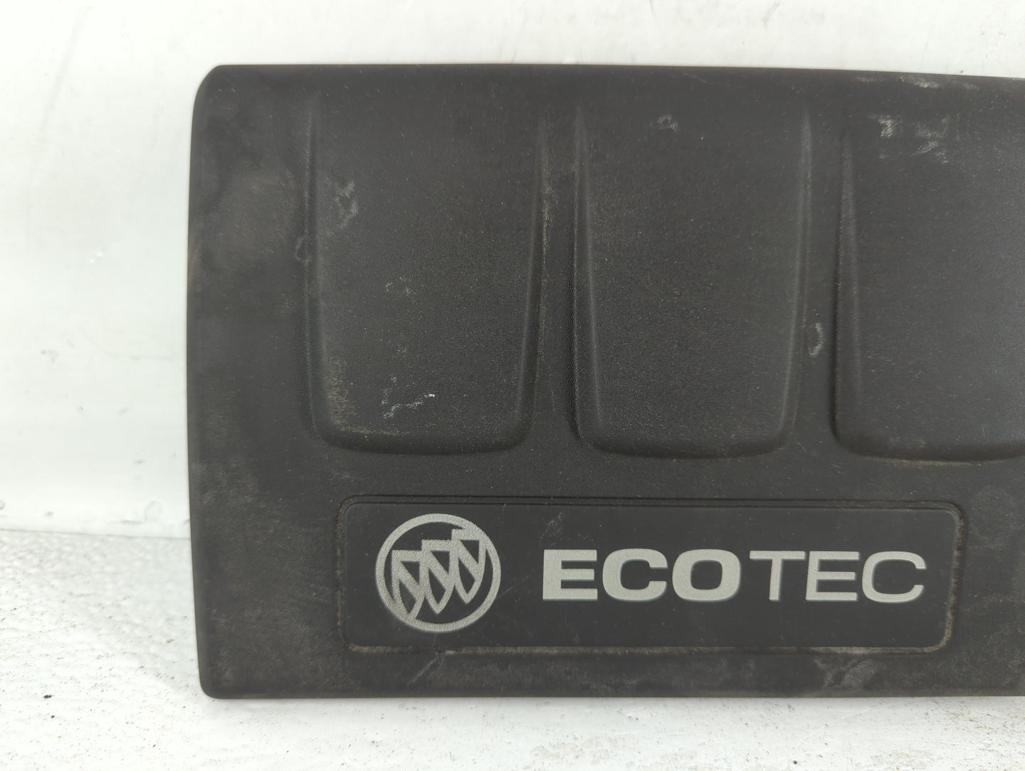 2017 Buick Encore Engine Cover - Oemusedautoparts1.com