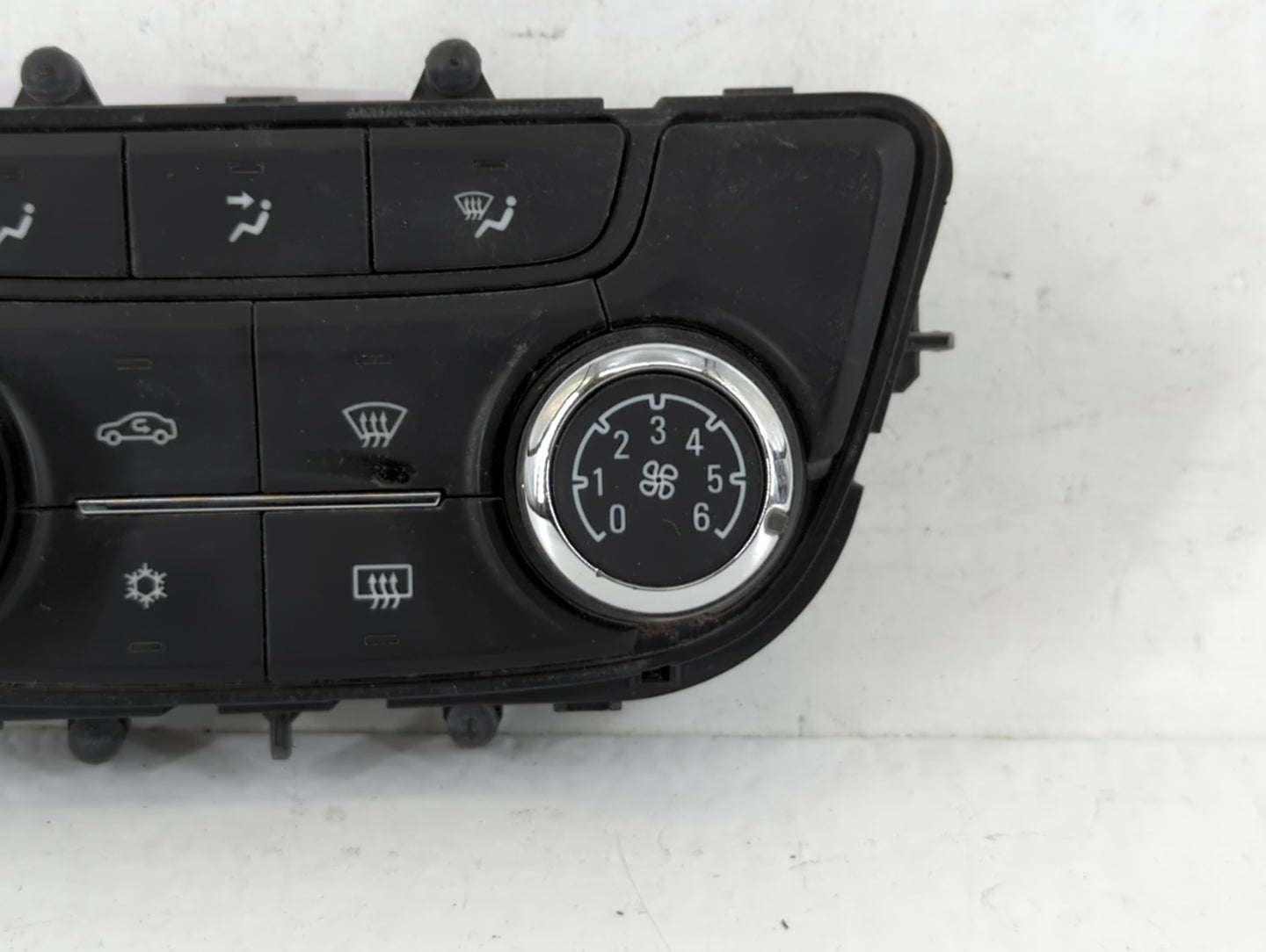 2017-2020 Buick Encore Climate Control Module Temperature AC/Heater Replacement P/N:A2C113498001 39081561 Fits OEM Used Auto